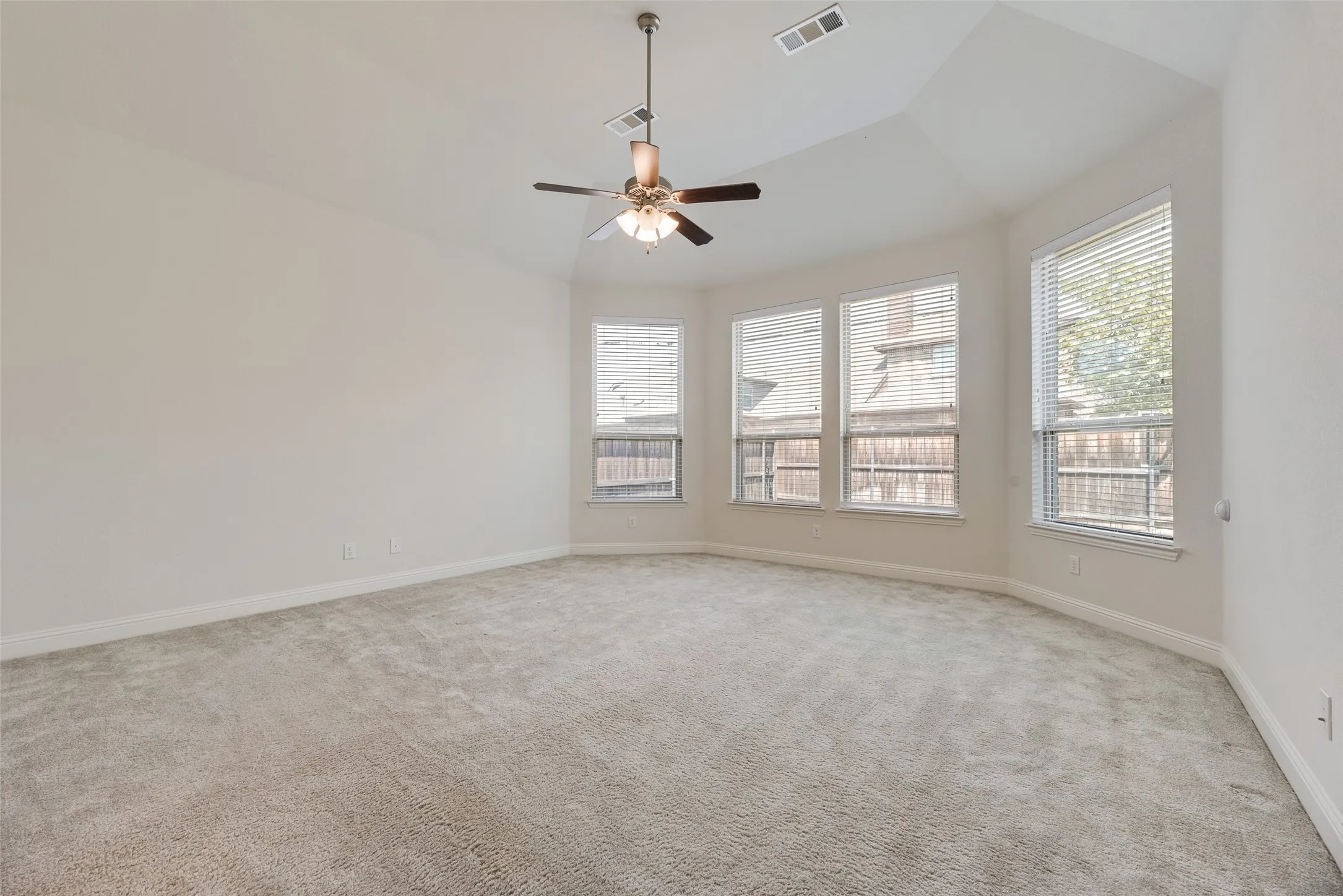 Single Family Residence For Rent in Denton County , 16021 Benbrook Boulevard, Prosper, Texas 75078, 4 Bedroom, 3 Bathroom, 2 Garage spaces, 3,137 Sqft, built in 2017, mls#21373096, Real Estate Agent in Prosper, Homes For Rent in Denton county, Homes For Rent in Prosper, Realtor in Prosper Texas, Real Estate Brokerage Independent Realty Texas, Luminita Cordes Realtor
