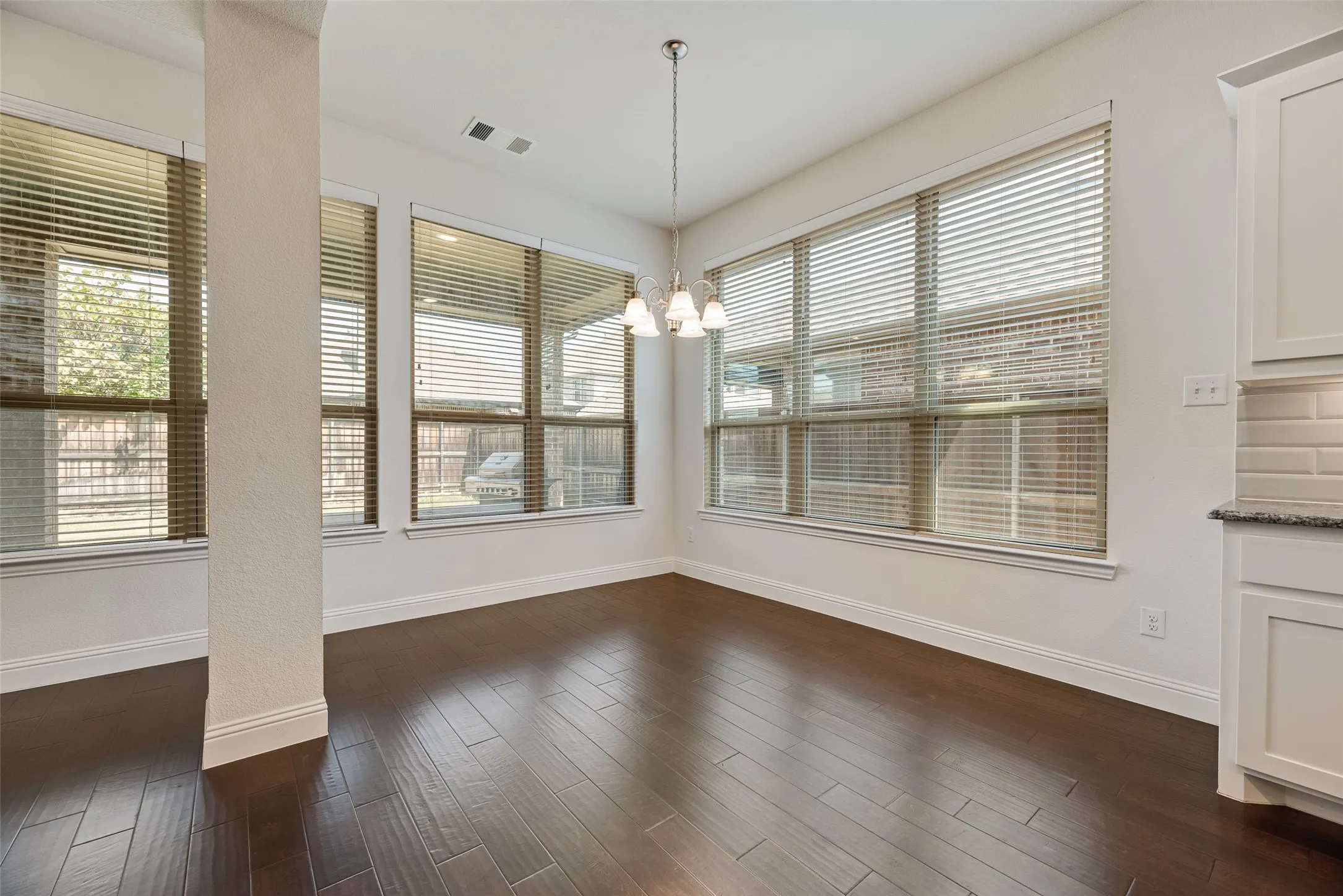 Single Family Residence For Rent in Denton County , 16021 Benbrook Boulevard, Prosper, Texas 75078, 4 Bedroom, 3 Bathroom, 2 Garage spaces, 3,137 Sqft, built in 2017, mls#21373096, Real Estate Agent in Prosper, Homes For Rent in Denton county, Homes For Rent in Prosper, Realtor in Prosper Texas, Real Estate Brokerage Independent Realty Texas, Luminita Cordes Realtor