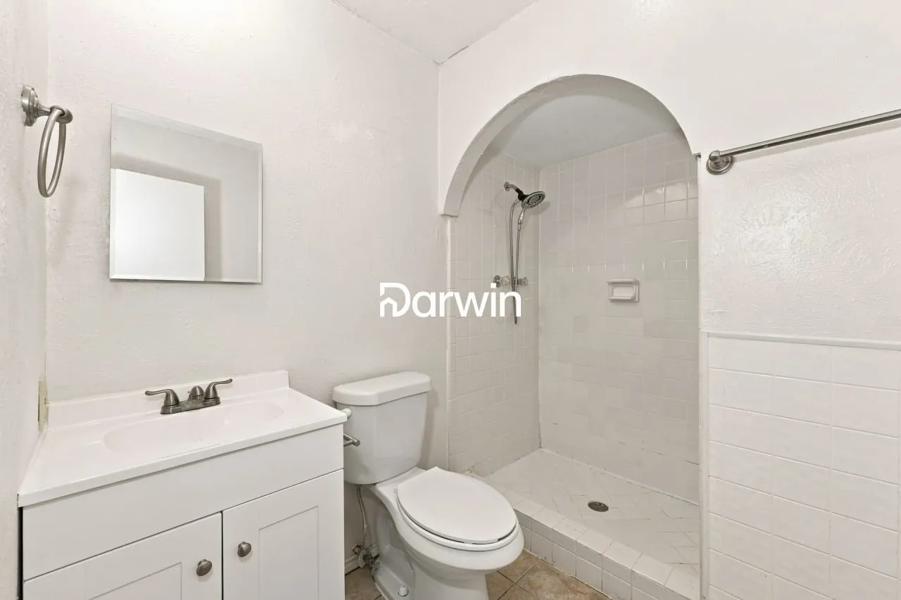 Single Family Residence For Rent in Denton County , 1504 Carnation Drive, Lewisville, Texas 75067, 4 Bedroom, 2 Bathroom, 2 Garage spaces, 2,080 Sqft, built in 1973, mls#21373102, Real Estate Agent in Lewisville, Homes For Rent in Denton county, Homes For Rent in Lewisville, Realtor in Lewisville Texas, Real Estate Brokerage Independent Realty Texas, Luminita Cordes Realtor
