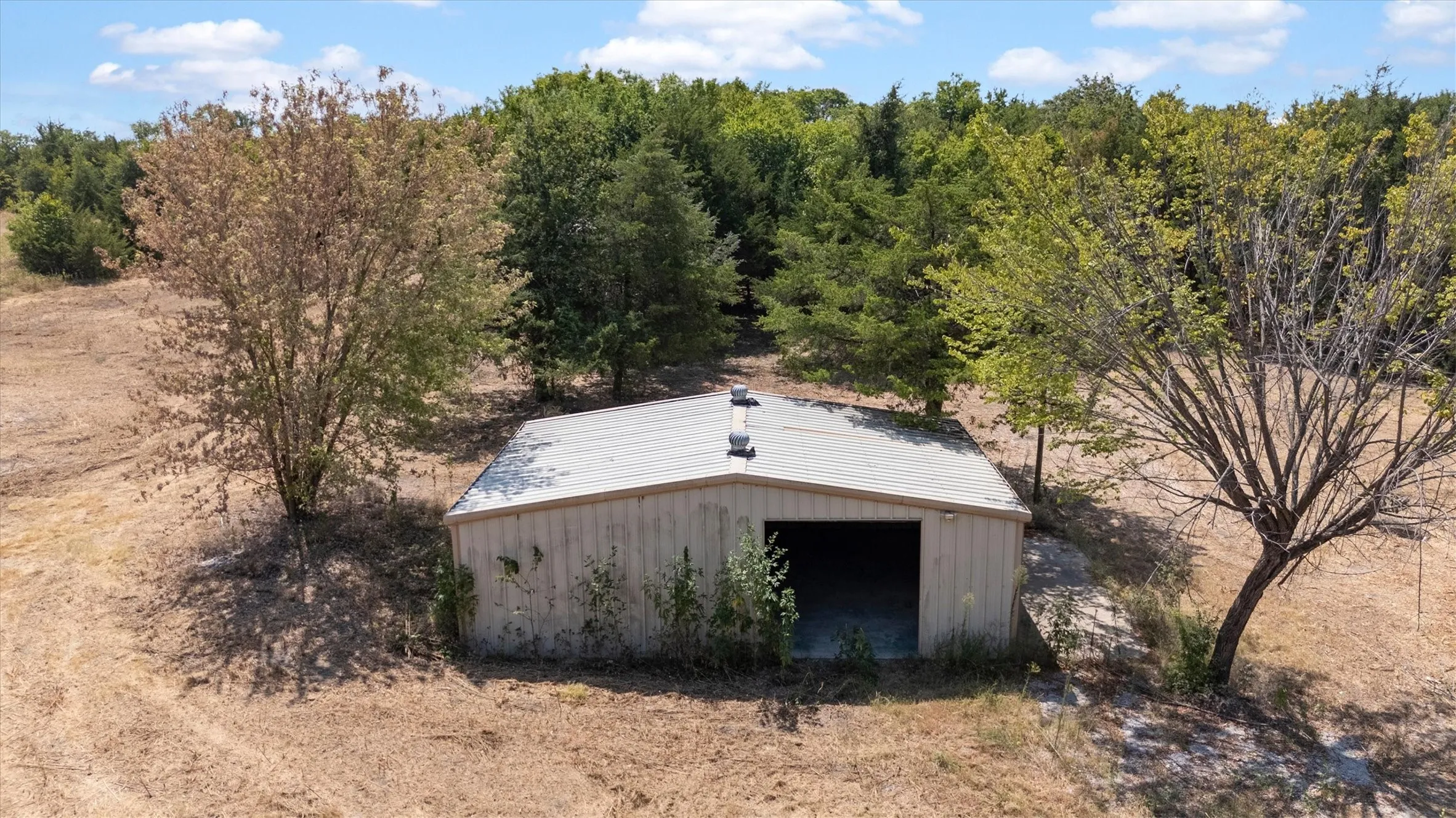Improved Land For Sale in Collin County , 9999 County Road 936, Anna, Texas 75409, 0, 0, Garage spaces, 0 Sqft, built in 1996, mls#21370436, Real Estate Agent in Anna, Homes For Sale in Collin county, Homes For Sale in Anna, Realtor in Anna Texas, Real Estate Brokerage Independent Realty Texas, Luminita Cordes Realtor