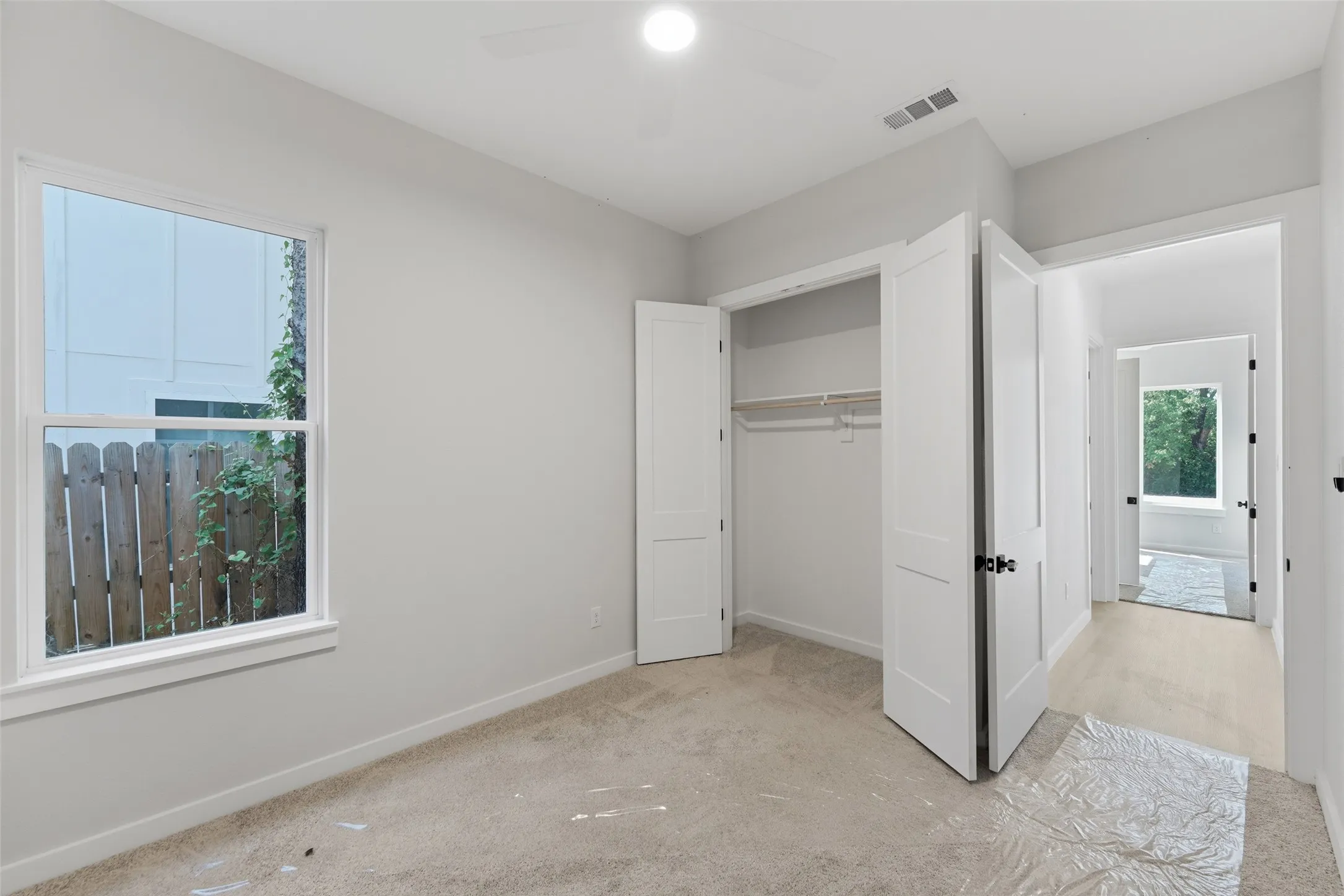 Single Family Residence For Sale in Tarrant County , 1633 E Tucker Street, Fort Worth, Texas 76104, 3 Bedroom, 2 Bathroom, 2 Garage spaces, 1,714 Sqft, built in 2026, mls#21372853, Real Estate Agent in Fort Worth, Homes For Sale in Tarrant county, Homes For Sale in Fort Worth, Realtor in Fort Worth Texas, Real Estate Brokerage Independent Realty Texas, Luminita Cordes Realtor