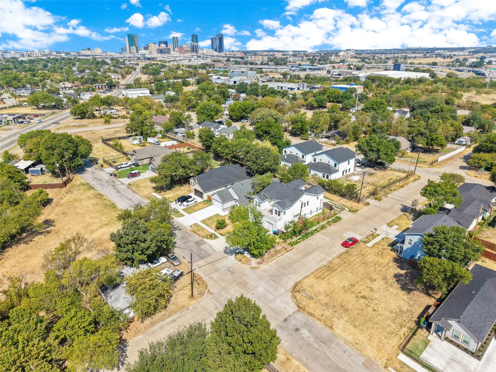 Single Family Residence For Sale in Tarrant County , 1633 E Tucker Street, Fort Worth, Texas 76104, 3 Bedroom, 2 Bathroom, 2 Garage spaces, 1,714 Sqft, built in 2026, mls#21372853, Real Estate Agent in Fort Worth, Homes For Sale in Tarrant county, Homes For Sale in Fort Worth, Realtor in Fort Worth Texas, Real Estate Brokerage Independent Realty Texas, Luminita Cordes Realtor