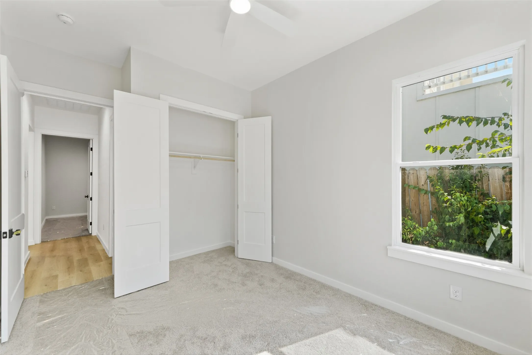 Single Family Residence For Sale in Tarrant County , 1633 E Tucker Street, Fort Worth, Texas 76104, 3 Bedroom, 2 Bathroom, 2 Garage spaces, 1,714 Sqft, built in 2026, mls#21372853, Real Estate Agent in Fort Worth, Homes For Sale in Tarrant county, Homes For Sale in Fort Worth, Realtor in Fort Worth Texas, Real Estate Brokerage Independent Realty Texas, Luminita Cordes Realtor