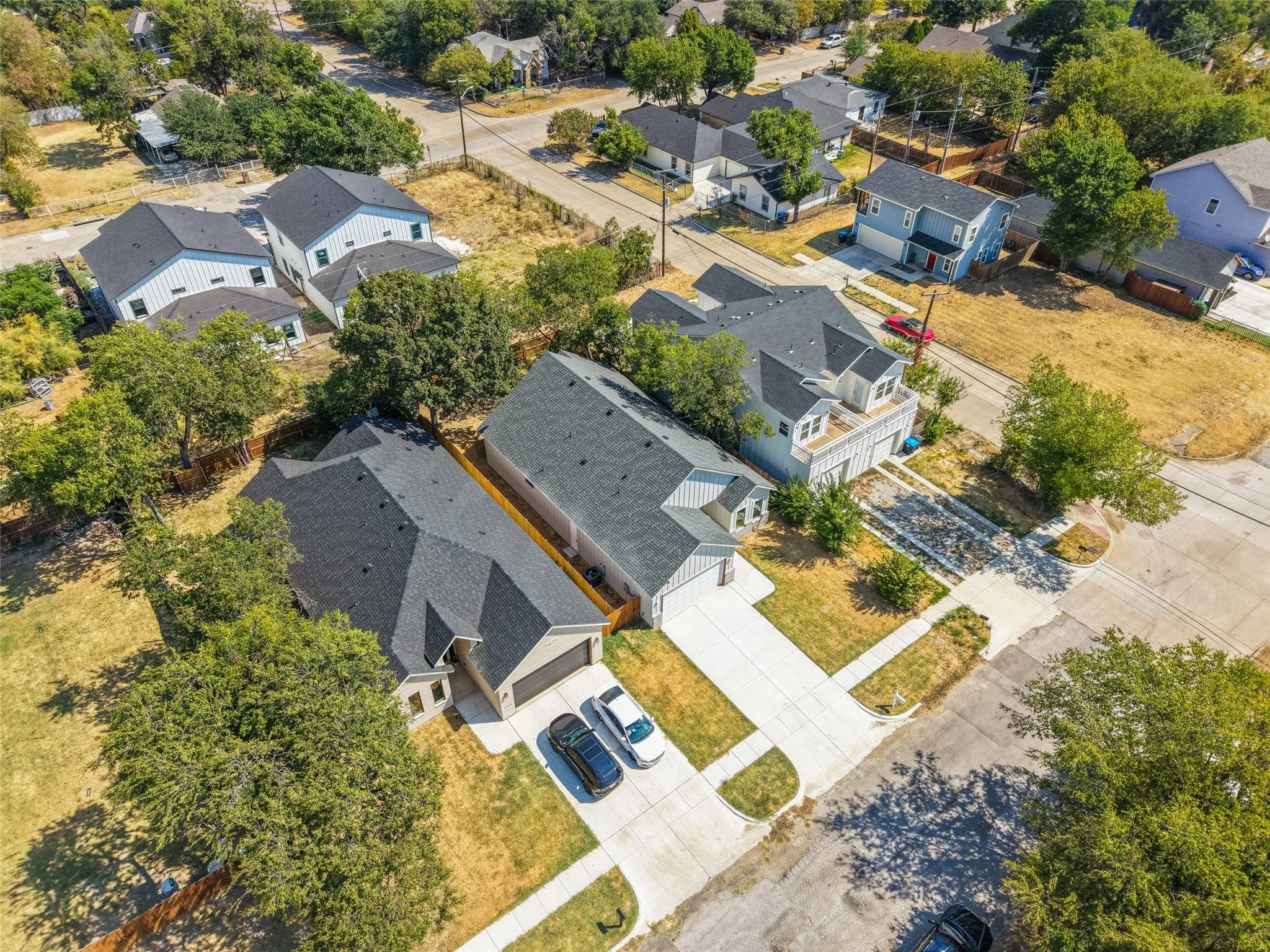 Single Family Residence For Sale in Tarrant County , 1633 E Tucker Street, Fort Worth, Texas 76104, 3 Bedroom, 2 Bathroom, 2 Garage spaces, 1,714 Sqft, built in 2026, mls#21372853, Real Estate Agent in Fort Worth, Homes For Sale in Tarrant county, Homes For Sale in Fort Worth, Realtor in Fort Worth Texas, Real Estate Brokerage Independent Realty Texas, Luminita Cordes Realtor