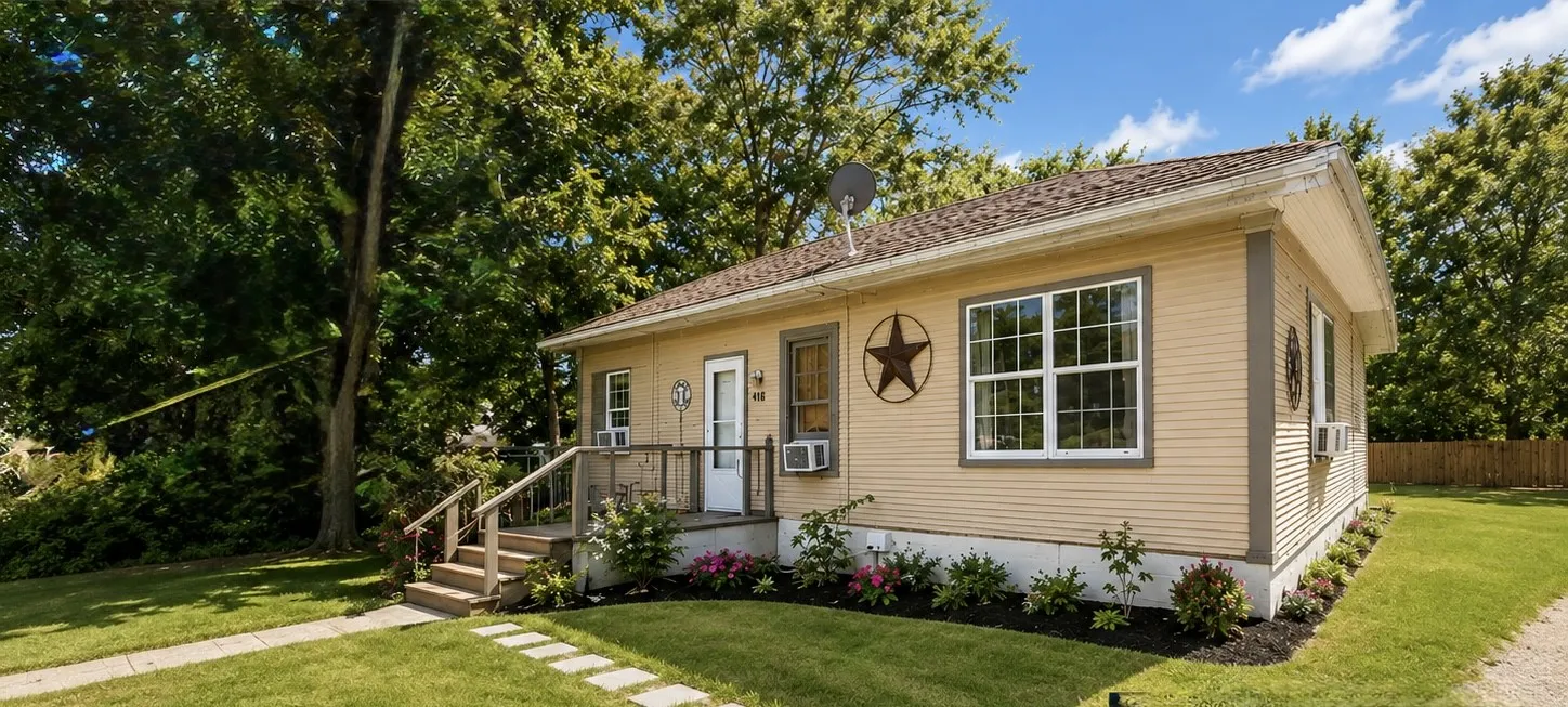 Single Family Residence For Sale in Navarro County , 418 N Bunert, Corsicana, Texas 75110, 2 Bedroom, 2 Bathroom, Garage spaces, 1,044 Sqft, built in 1988, mls#21372895, Real Estate Agent in Corsicana, Homes For Sale in Navarro county, Homes For Sale in Corsicana, Realtor in Corsicana Texas, Real Estate Brokerage Independent Realty Texas, Luminita Cordes Realtor