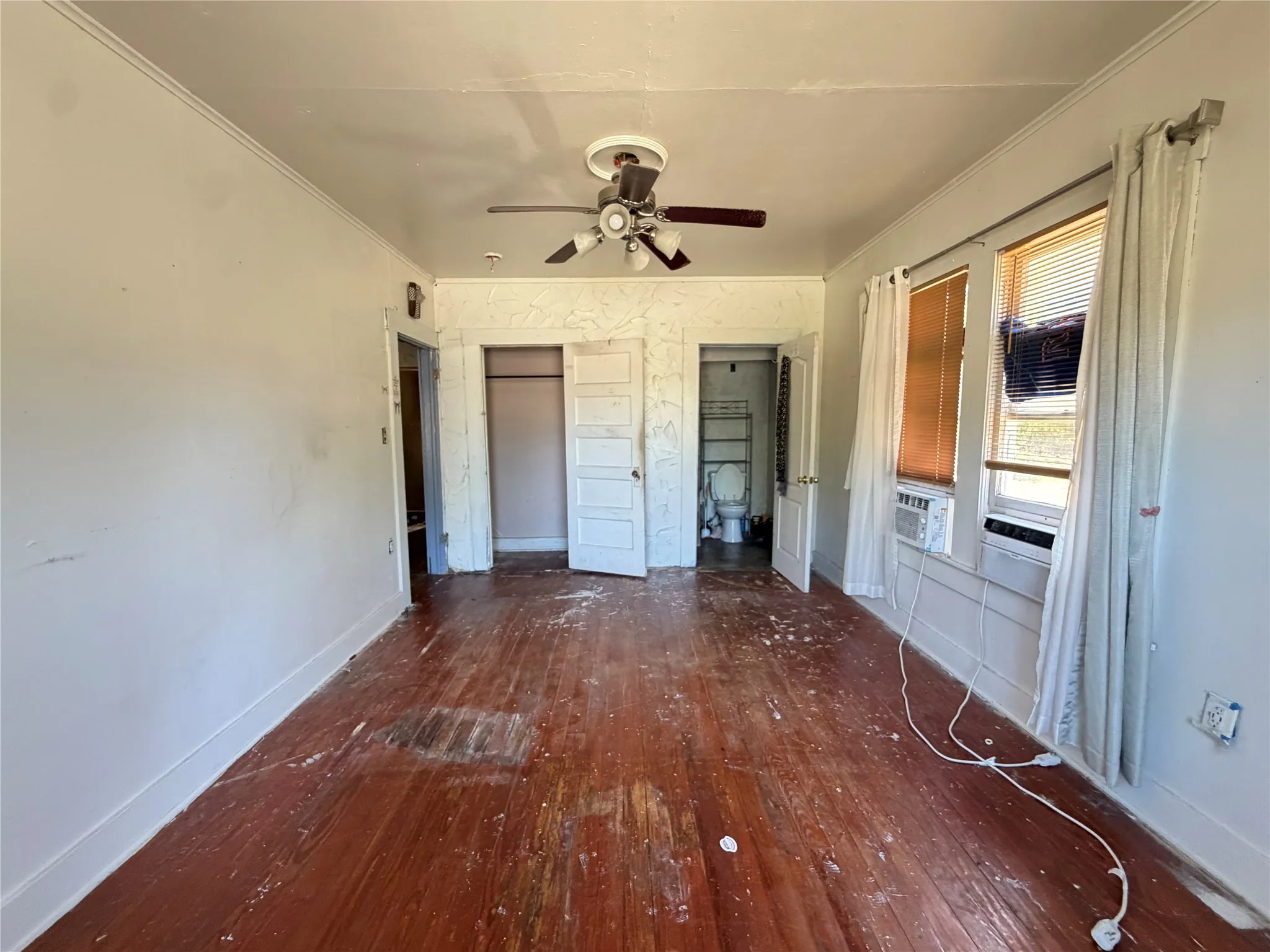 Single Family Residence For Sale in Navarro County , 418 N Bunert, Corsicana, Texas 75110, 2 Bedroom, 2 Bathroom, Garage spaces, 1,044 Sqft, built in 1988, mls#21372895, Real Estate Agent in Corsicana, Homes For Sale in Navarro county, Homes For Sale in Corsicana, Realtor in Corsicana Texas, Real Estate Brokerage Independent Realty Texas, Luminita Cordes Realtor