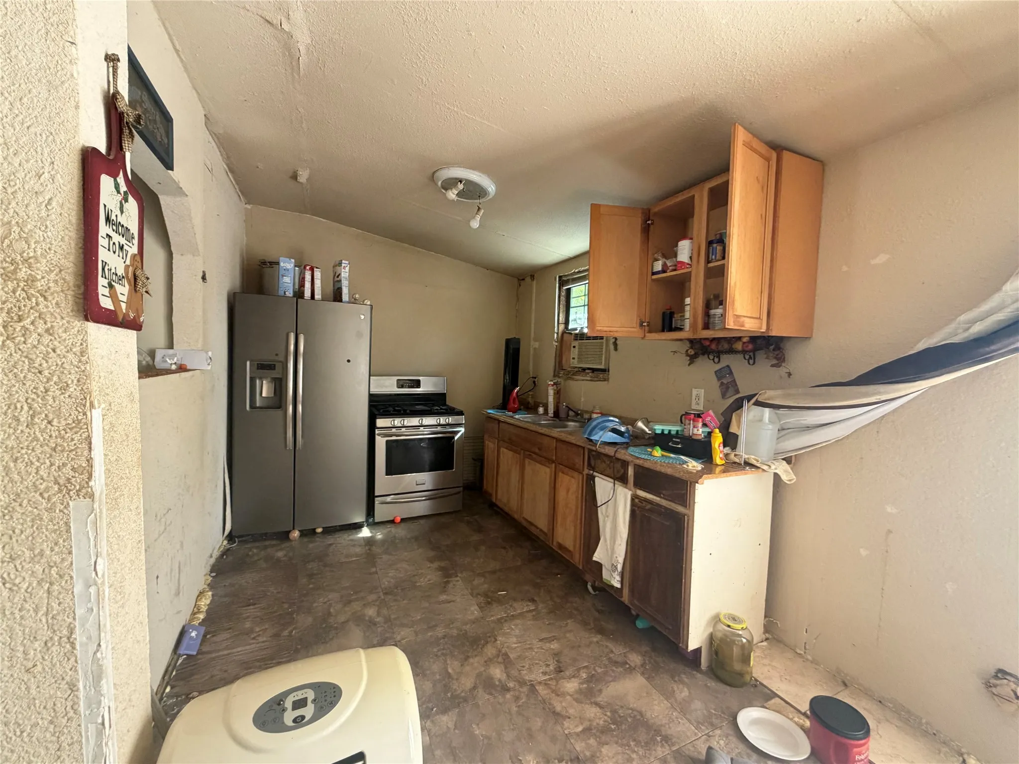 Single Family Residence For Sale in Navarro County , 418 N Bunert, Corsicana, Texas 75110, 2 Bedroom, 2 Bathroom, Garage spaces, 1,044 Sqft, built in 1988, mls#21372895, Real Estate Agent in Corsicana, Homes For Sale in Navarro county, Homes For Sale in Corsicana, Realtor in Corsicana Texas, Real Estate Brokerage Independent Realty Texas, Luminita Cordes Realtor