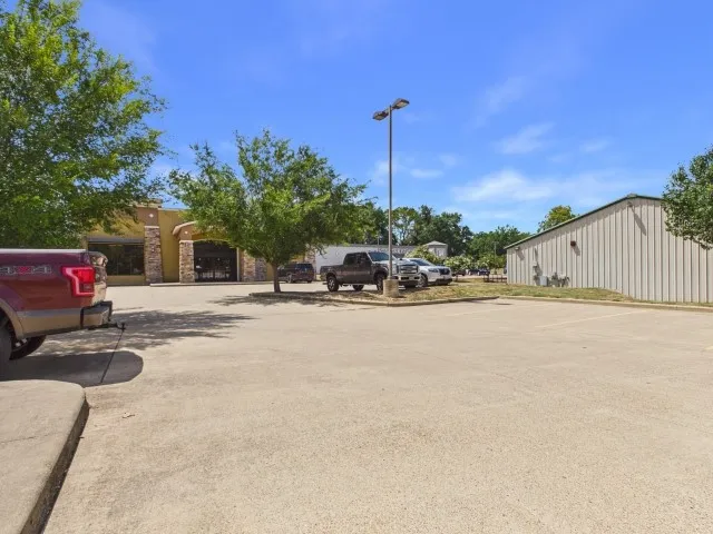 Office For Sale in Smith County , 520 N Main, Lindale, Texas 75771, 0, 0, Garage spaces, 0 Sqft, built in 2013, mls#21356862, Real Estate Agent in Lindale, Homes For Sale in Smith county, Homes For Sale in Lindale, Realtor in Lindale Texas, Real Estate Brokerage Independent Realty Texas, Luminita Cordes Realtor