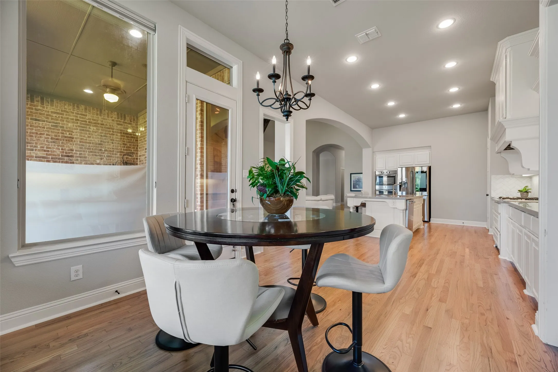 Single Family Residence For Sale in Collin County , 3815 Alleyton Way, Celina, Texas 75009, 4 Bedroom, 5 Bathroom, 3 Garage spaces, 3,260 Sqft, built in 2015, mls#21373121, Real Estate Agent in Celina, Homes For Sale in Collin county, Homes For Sale in Celina, Realtor in Celina Texas, Real Estate Brokerage Independent Realty Texas, Luminita Cordes Realtor