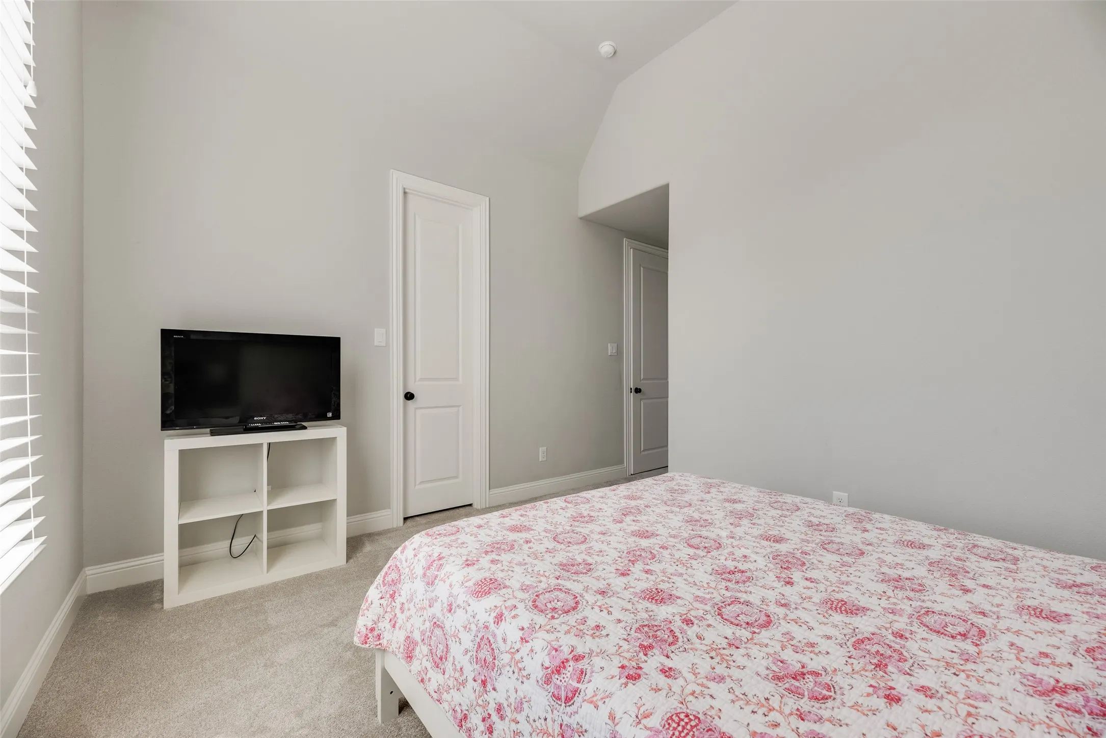 Single Family Residence For Sale in Collin County , 3815 Alleyton Way, Celina, Texas 75009, 4 Bedroom, 5 Bathroom, 3 Garage spaces, 3,260 Sqft, built in 2015, mls#21373121, Real Estate Agent in Celina, Homes For Sale in Collin county, Homes For Sale in Celina, Realtor in Celina Texas, Real Estate Brokerage Independent Realty Texas, Luminita Cordes Realtor