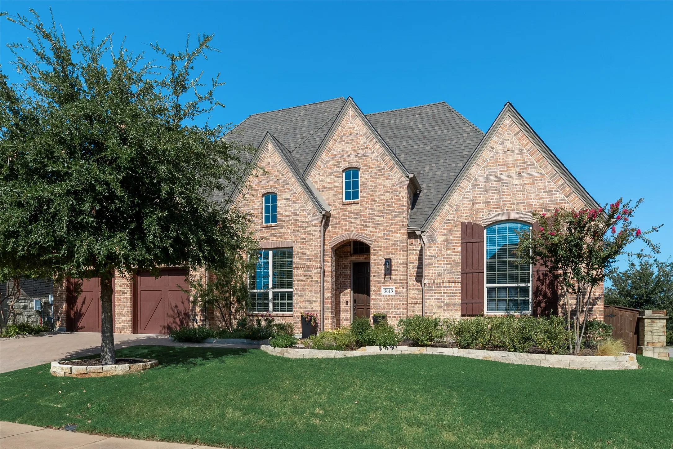 Single Family Residence For Sale in Collin County , 3815 Alleyton Way, Celina, Texas 75009, 4 Bedroom, 5 Bathroom, 3 Garage spaces, 3,260 Sqft, built in 2015, mls#21373121, Real Estate Agent in Celina, Homes For Sale in Collin county, Homes For Sale in Celina, Realtor in Celina Texas, Real Estate Brokerage Independent Realty Texas, Luminita Cordes Realtor