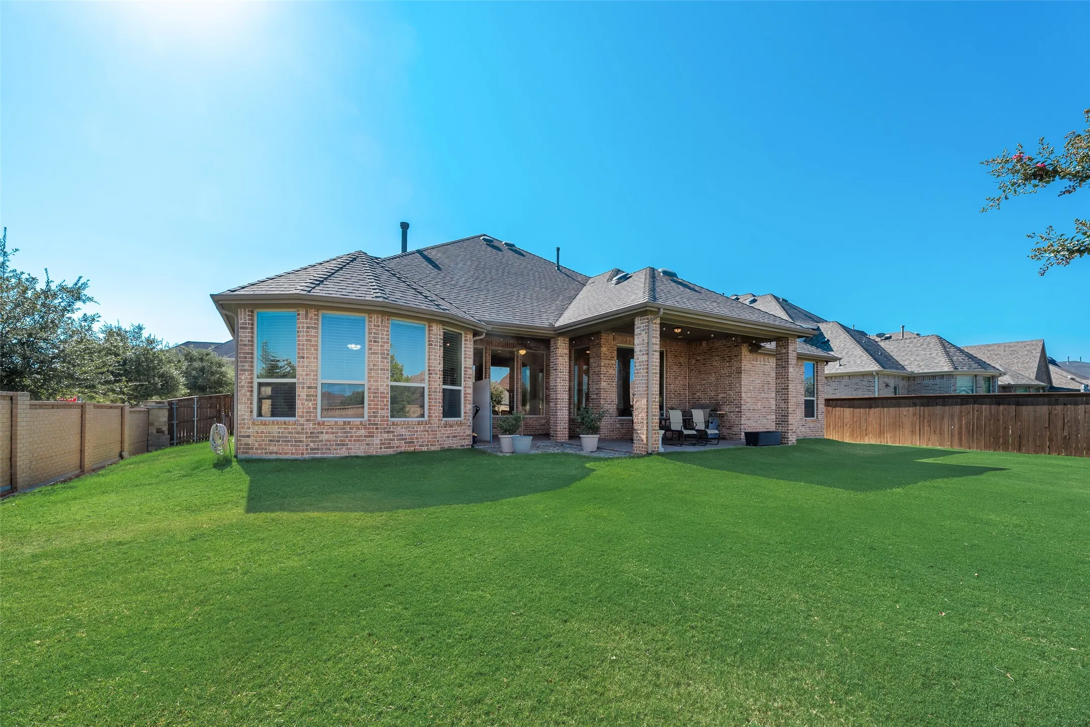 Single Family Residence For Sale in Collin County , 3815 Alleyton Way, Celina, Texas 75009, 4 Bedroom, 5 Bathroom, 3 Garage spaces, 3,260 Sqft, built in 2015, mls#21373121, Real Estate Agent in Celina, Homes For Sale in Collin county, Homes For Sale in Celina, Realtor in Celina Texas, Real Estate Brokerage Independent Realty Texas, Luminita Cordes Realtor
