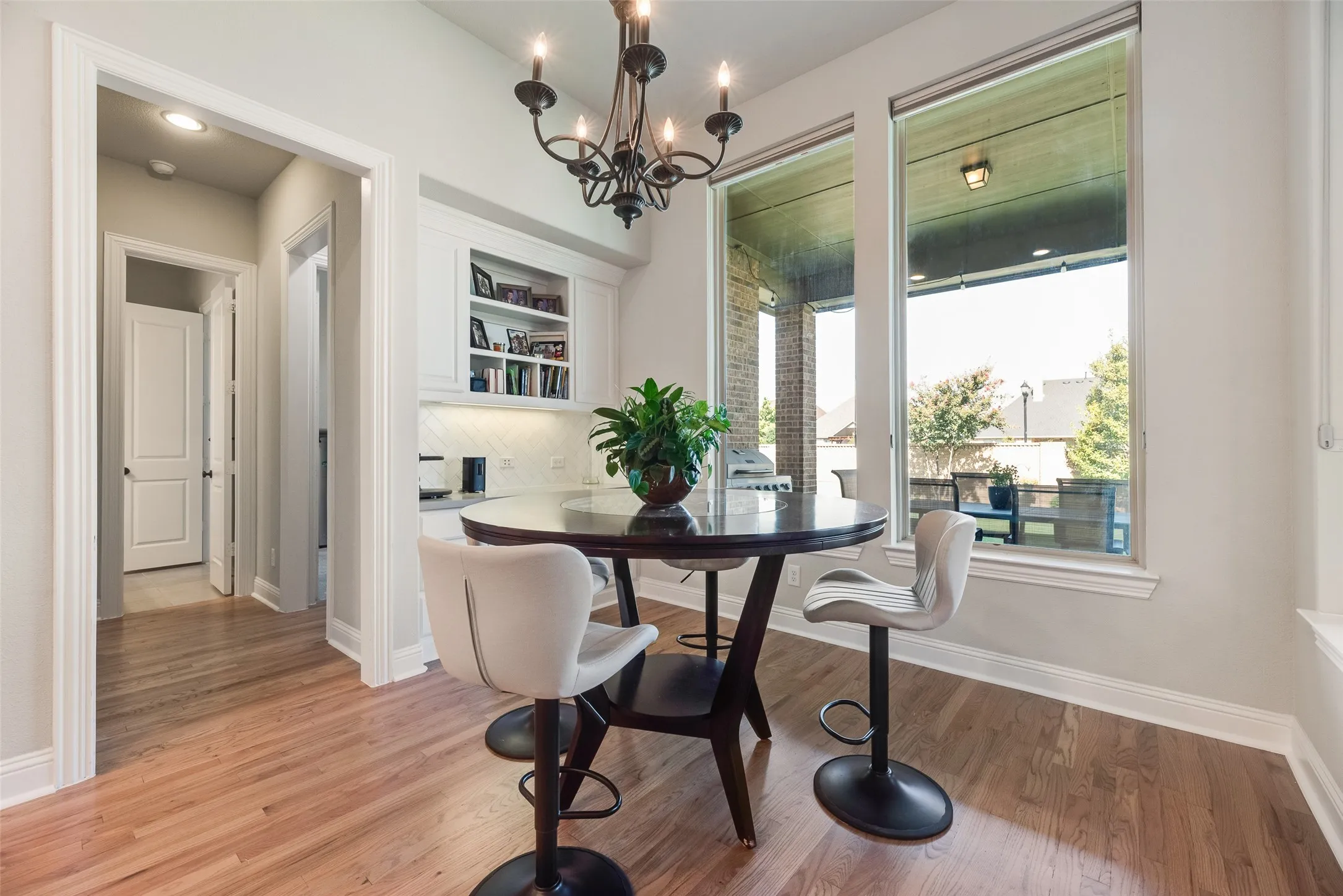 Single Family Residence For Sale in Collin County , 3815 Alleyton Way, Celina, Texas 75009, 4 Bedroom, 5 Bathroom, 3 Garage spaces, 3,260 Sqft, built in 2015, mls#21373121, Real Estate Agent in Celina, Homes For Sale in Collin county, Homes For Sale in Celina, Realtor in Celina Texas, Real Estate Brokerage Independent Realty Texas, Luminita Cordes Realtor