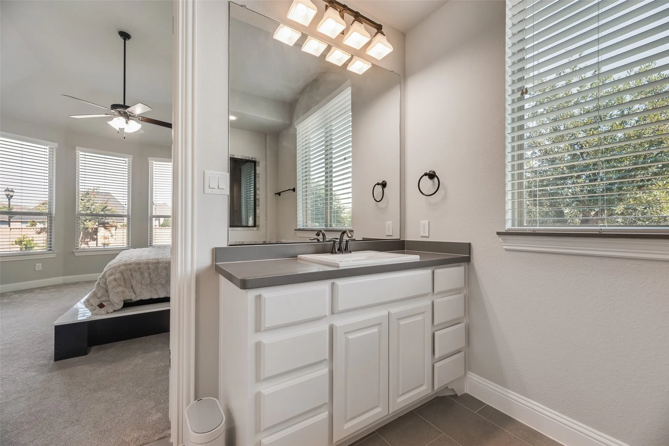 Single Family Residence For Sale in Collin County , 3815 Alleyton Way, Celina, Texas 75009, 4 Bedroom, 5 Bathroom, 3 Garage spaces, 3,260 Sqft, built in 2015, mls#21373121, Real Estate Agent in Celina, Homes For Sale in Collin county, Homes For Sale in Celina, Realtor in Celina Texas, Real Estate Brokerage Independent Realty Texas, Luminita Cordes Realtor