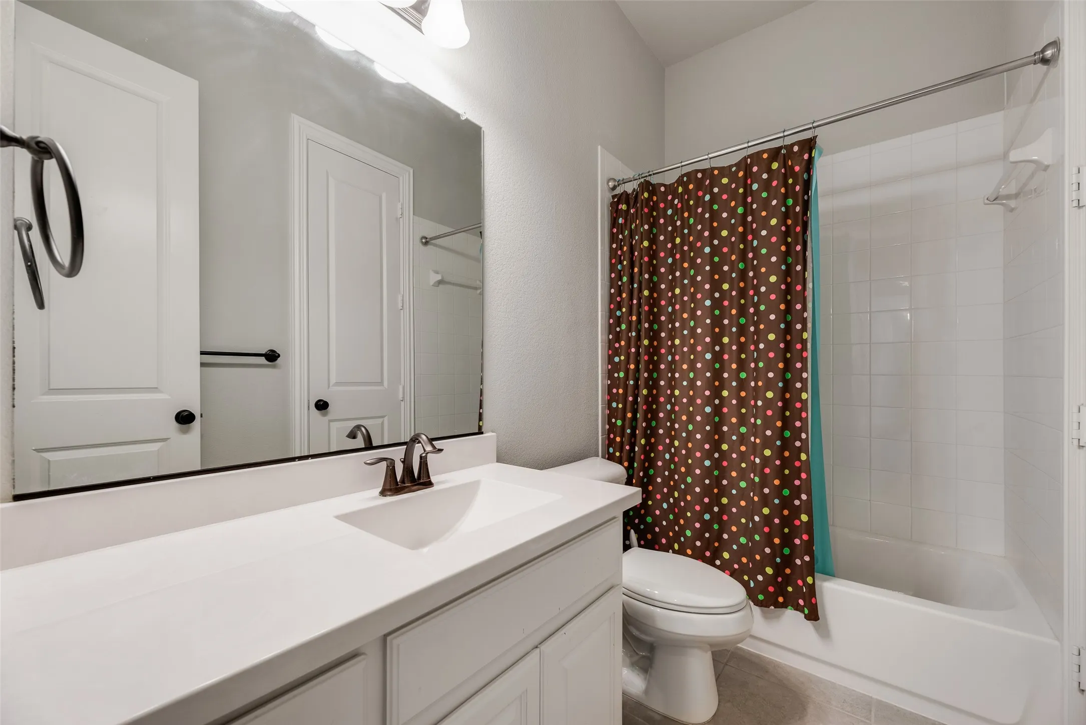 Single Family Residence For Sale in Collin County , 3815 Alleyton Way, Celina, Texas 75009, 4 Bedroom, 5 Bathroom, 3 Garage spaces, 3,260 Sqft, built in 2015, mls#21373121, Real Estate Agent in Celina, Homes For Sale in Collin county, Homes For Sale in Celina, Realtor in Celina Texas, Real Estate Brokerage Independent Realty Texas, Luminita Cordes Realtor