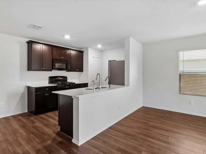 Single Family Residence For Sale in Collin County , 1614 Fields View Drive, Anna, Texas 75409, 3 Bedroom, 2 Bathroom, 2 Garage spaces, 1,516 Sqft, built in 2020, mls#21367332, Real Estate Agent in Anna, Homes For Sale in Collin county, Homes For Sale in Anna, Realtor in Anna Texas, Real Estate Brokerage Independent Realty Texas, Luminita Cordes Realtor