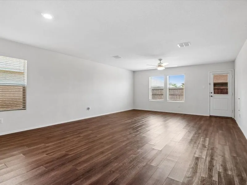 Single Family Residence For Sale in Collin County , 1614 Fields View Drive, Anna, Texas 75409, 3 Bedroom, 2 Bathroom, 2 Garage spaces, 1,516 Sqft, built in 2020, mls#21367332, Real Estate Agent in Anna, Homes For Sale in Collin county, Homes For Sale in Anna, Realtor in Anna Texas, Real Estate Brokerage Independent Realty Texas, Luminita Cordes Realtor