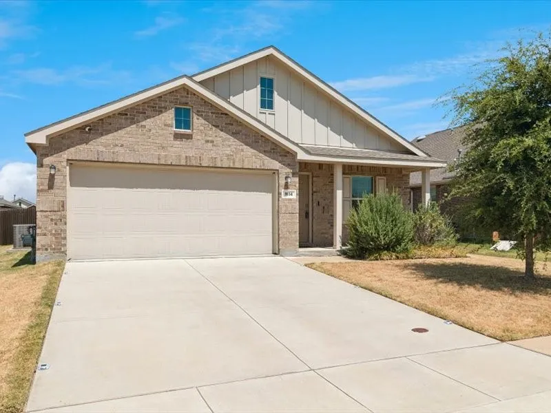 Single Family Residence For Sale in Collin County , 1614 Fields View Drive, Anna, Texas 75409, 3 Bedroom, 2 Bathroom, 2 Garage spaces, 1,516 Sqft, built in 2020, mls#21367332, Real Estate Agent in Anna, Homes For Sale in Collin county, Homes For Sale in Anna, Realtor in Anna Texas, Real Estate Brokerage Independent Realty Texas, Luminita Cordes Realtor