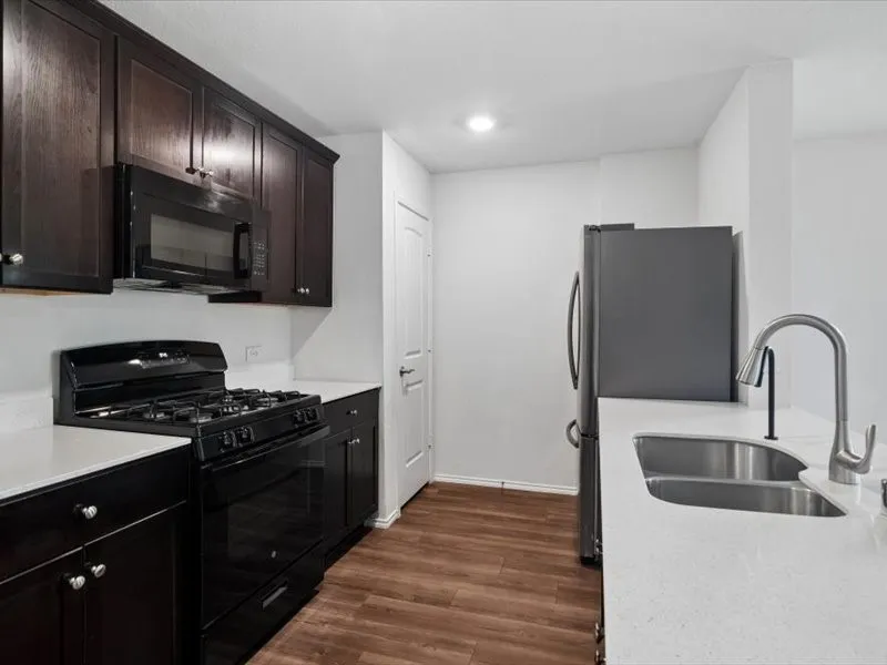 Single Family Residence For Sale in Collin County , 1614 Fields View Drive, Anna, Texas 75409, 3 Bedroom, 2 Bathroom, 2 Garage spaces, 1,516 Sqft, built in 2020, mls#21367332, Real Estate Agent in Anna, Homes For Sale in Collin county, Homes For Sale in Anna, Realtor in Anna Texas, Real Estate Brokerage Independent Realty Texas, Luminita Cordes Realtor