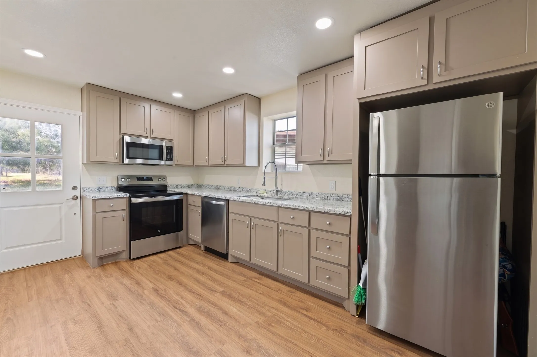 2/1 Apartment