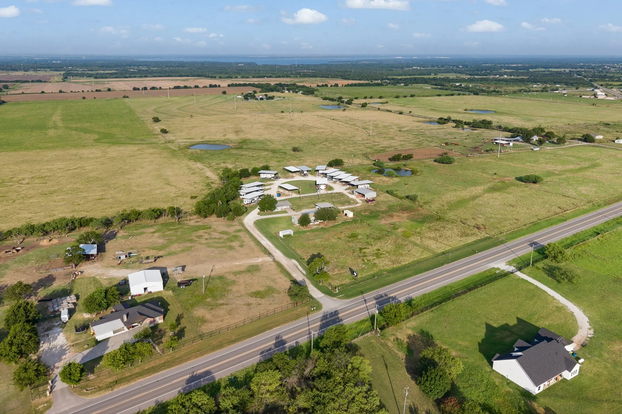 Business For Sale in Hill County , 3073 Fm 933, Whitney, Texas 76692, 0, 0, Garage spaces, 0 Sqft, built in 1989, mls#21344462, Real Estate Agent in Whitney, Homes For Sale in Hill county, Homes For Sale in Whitney, Realtor in Whitney Texas, Real Estate Brokerage Independent Realty Texas, Luminita Cordes Realtor