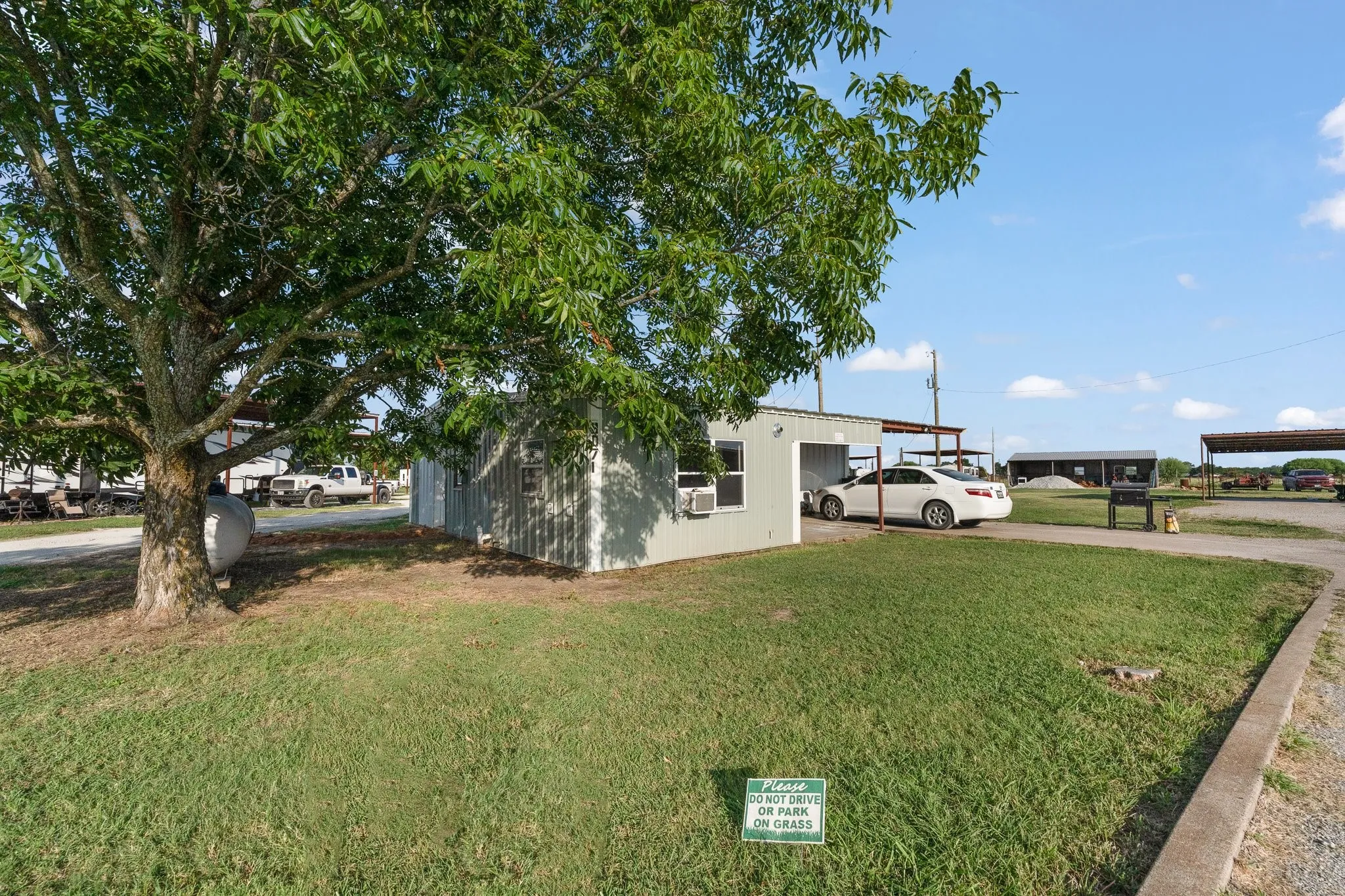 2/1 Apartment with grassy area or room for expansion to laundry or add community room
