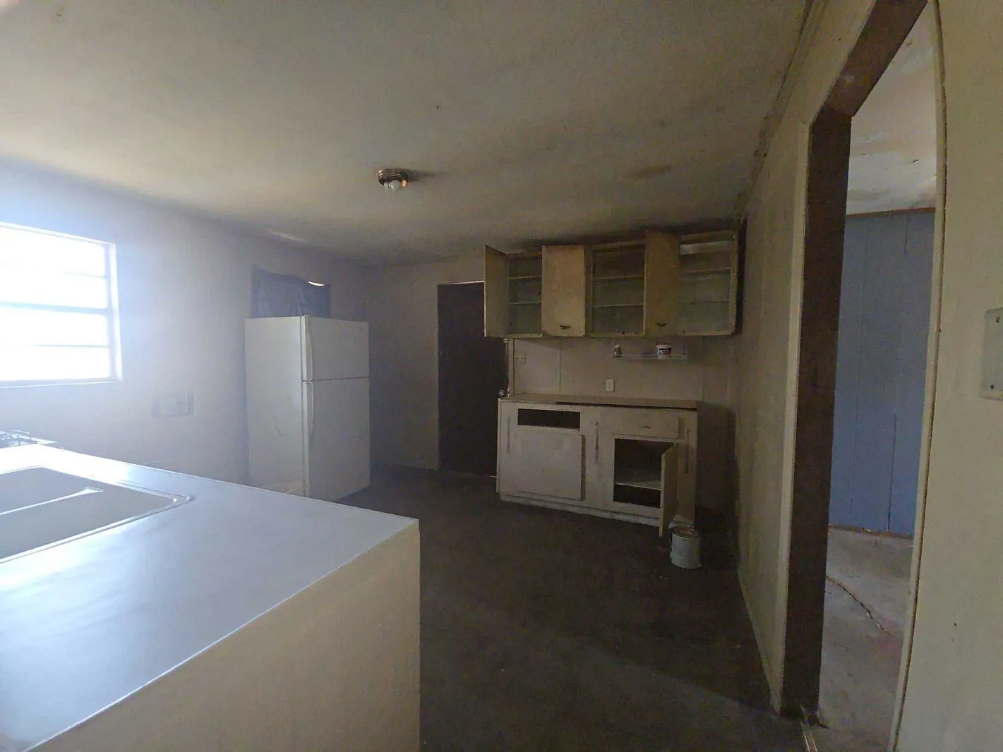 Single Family Residence For Sale in Johnson County , 307 E Weaver Avenue, Alvarado, Texas 76009, 2 Bedroom, 2 Bathroom, Garage spaces, 936 Sqft, built in 1998, mls#21373139, Real Estate Agent in Alvarado, Homes For Sale in Johnson county, Homes For Sale in Alvarado, Realtor in Alvarado Texas, Real Estate Brokerage Independent Realty Texas, Luminita Cordes Realtor