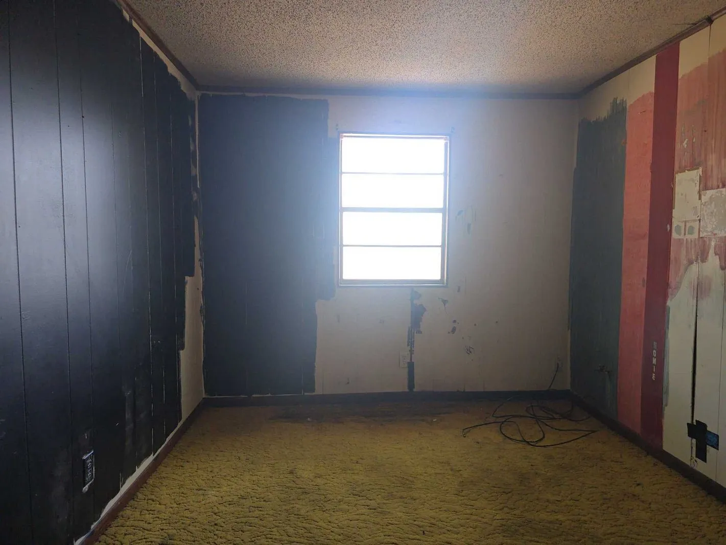 Single Family Residence For Sale in Johnson County , 307 E Weaver Avenue, Alvarado, Texas 76009, 2 Bedroom, 2 Bathroom, Garage spaces, 936 Sqft, built in 1998, mls#21373139, Real Estate Agent in Alvarado, Homes For Sale in Johnson county, Homes For Sale in Alvarado, Realtor in Alvarado Texas, Real Estate Brokerage Independent Realty Texas, Luminita Cordes Realtor
