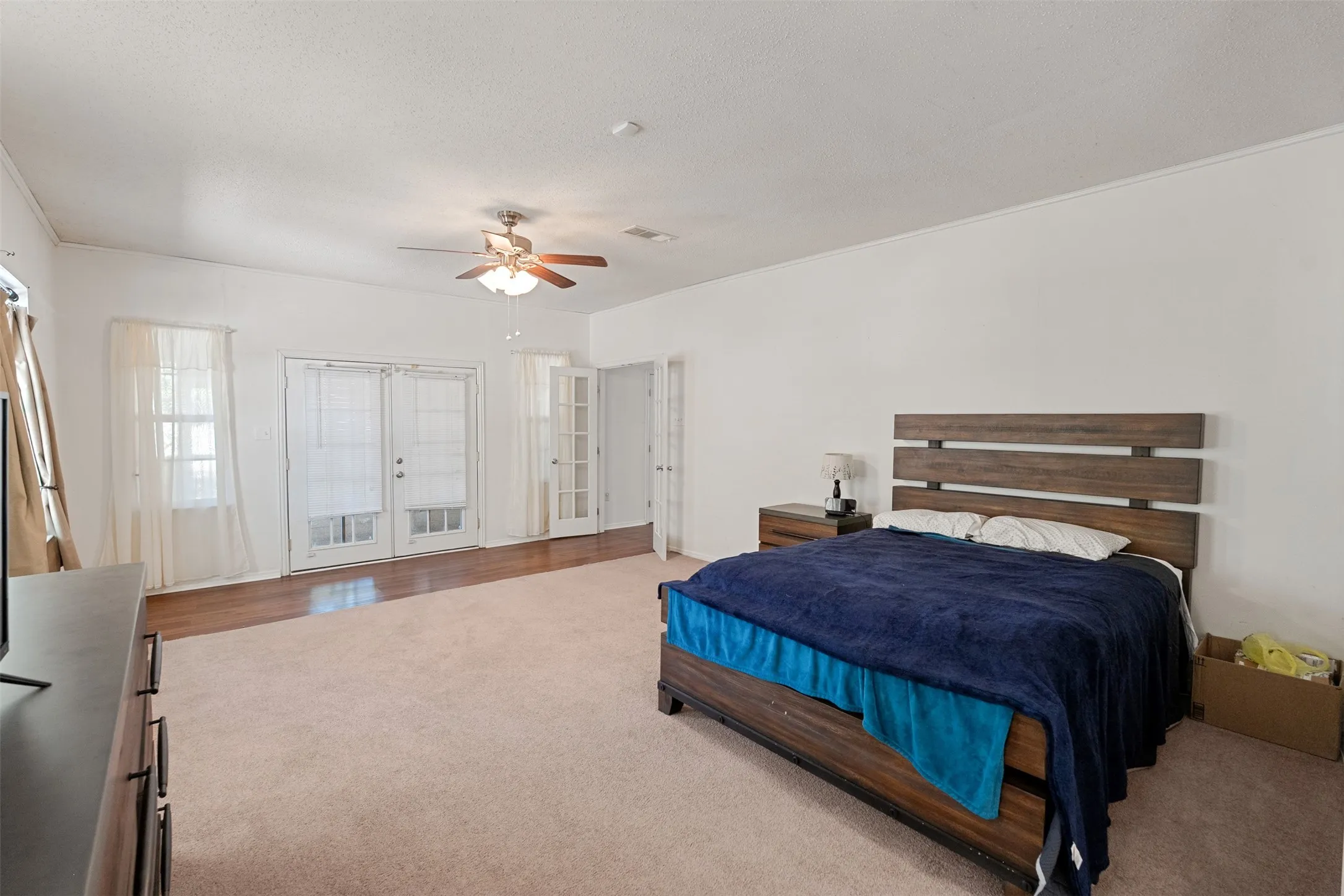 Single Family Residence For Sale in Henderson County , 6031 Fm 316, Payne Springs, Texas 75156, 2 Bedroom, 2 Bathroom, Garage spaces, 2,088 Sqft, built in 2010, mls#21372302, Real Estate Agent in Payne Springs, Homes For Sale in Henderson county, Homes For Sale in Payne Springs, Realtor in Payne Springs Texas, Real Estate Brokerage Independent Realty Texas, Luminita Cordes Realtor