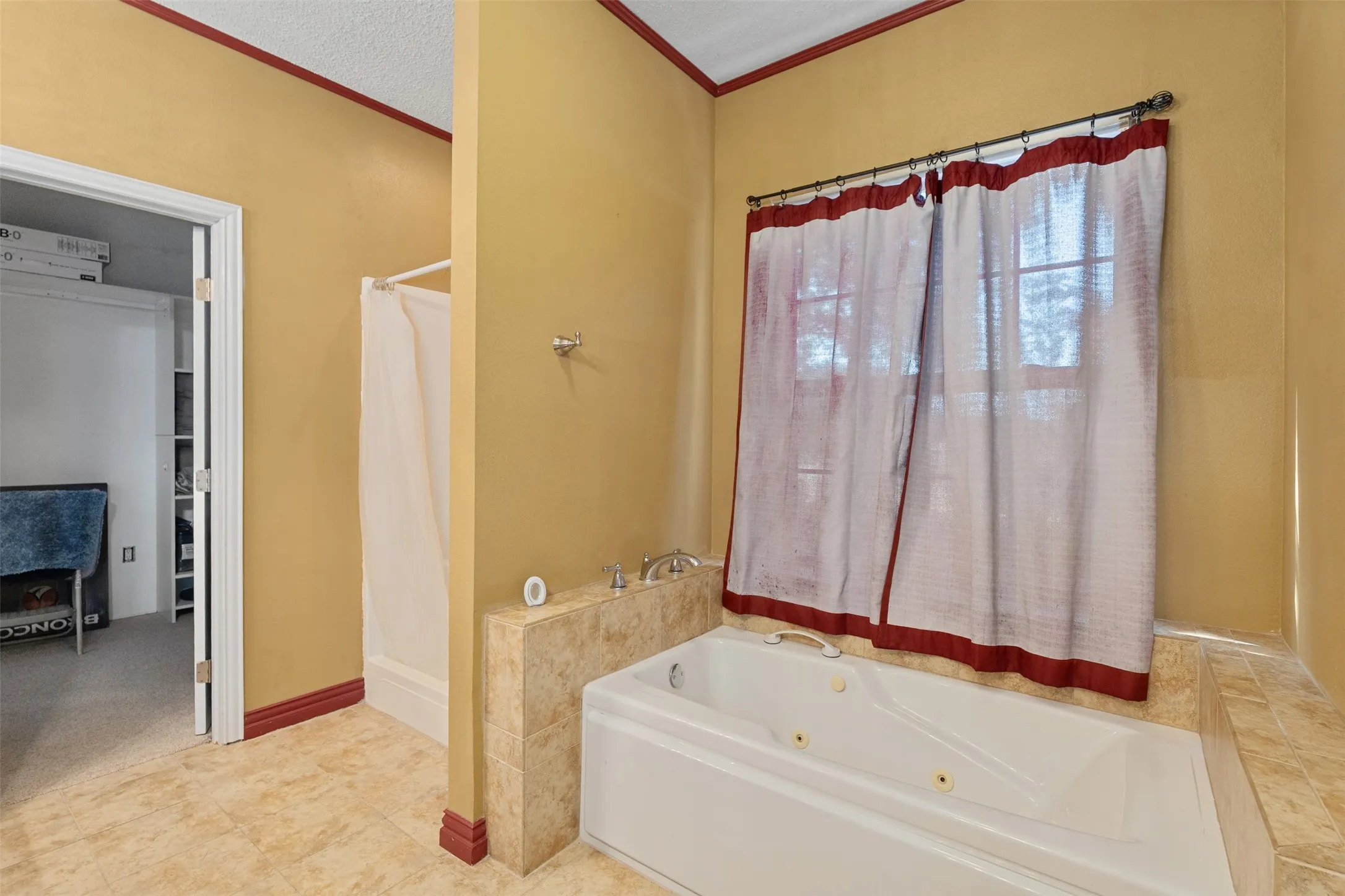Single Family Residence For Sale in Henderson County , 6031 Fm 316, Payne Springs, Texas 75156, 2 Bedroom, 2 Bathroom, Garage spaces, 2,088 Sqft, built in 2010, mls#21372302, Real Estate Agent in Payne Springs, Homes For Sale in Henderson county, Homes For Sale in Payne Springs, Realtor in Payne Springs Texas, Real Estate Brokerage Independent Realty Texas, Luminita Cordes Realtor