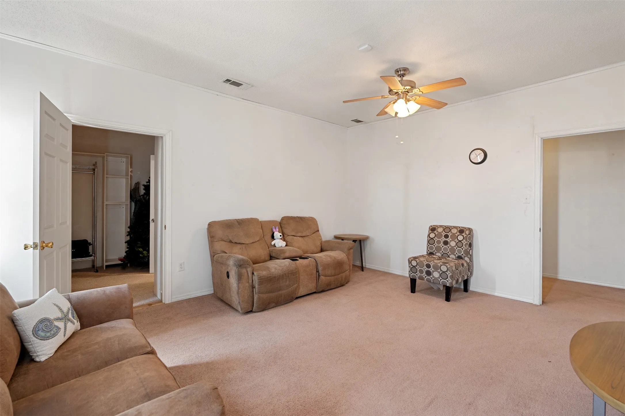 Single Family Residence For Sale in Henderson County , 6031 Fm 316, Payne Springs, Texas 75156, 2 Bedroom, 2 Bathroom, Garage spaces, 2,088 Sqft, built in 2010, mls#21372302, Real Estate Agent in Payne Springs, Homes For Sale in Henderson county, Homes For Sale in Payne Springs, Realtor in Payne Springs Texas, Real Estate Brokerage Independent Realty Texas, Luminita Cordes Realtor