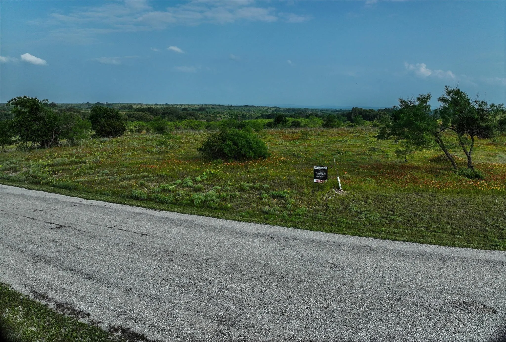 Unimproved Land For Sale in Comanche County , TBD Hawk Wood Court, Comanche, Texas 76442, 0, 0, Garage spaces, 0 Sqft, built in 0, mls#21373156, Real Estate Agent in Comanche, Homes For Sale in Comanche county, Homes For Sale in Comanche, Realtor in Comanche Texas, Real Estate Brokerage Independent Realty Texas, Luminita Cordes Realtor