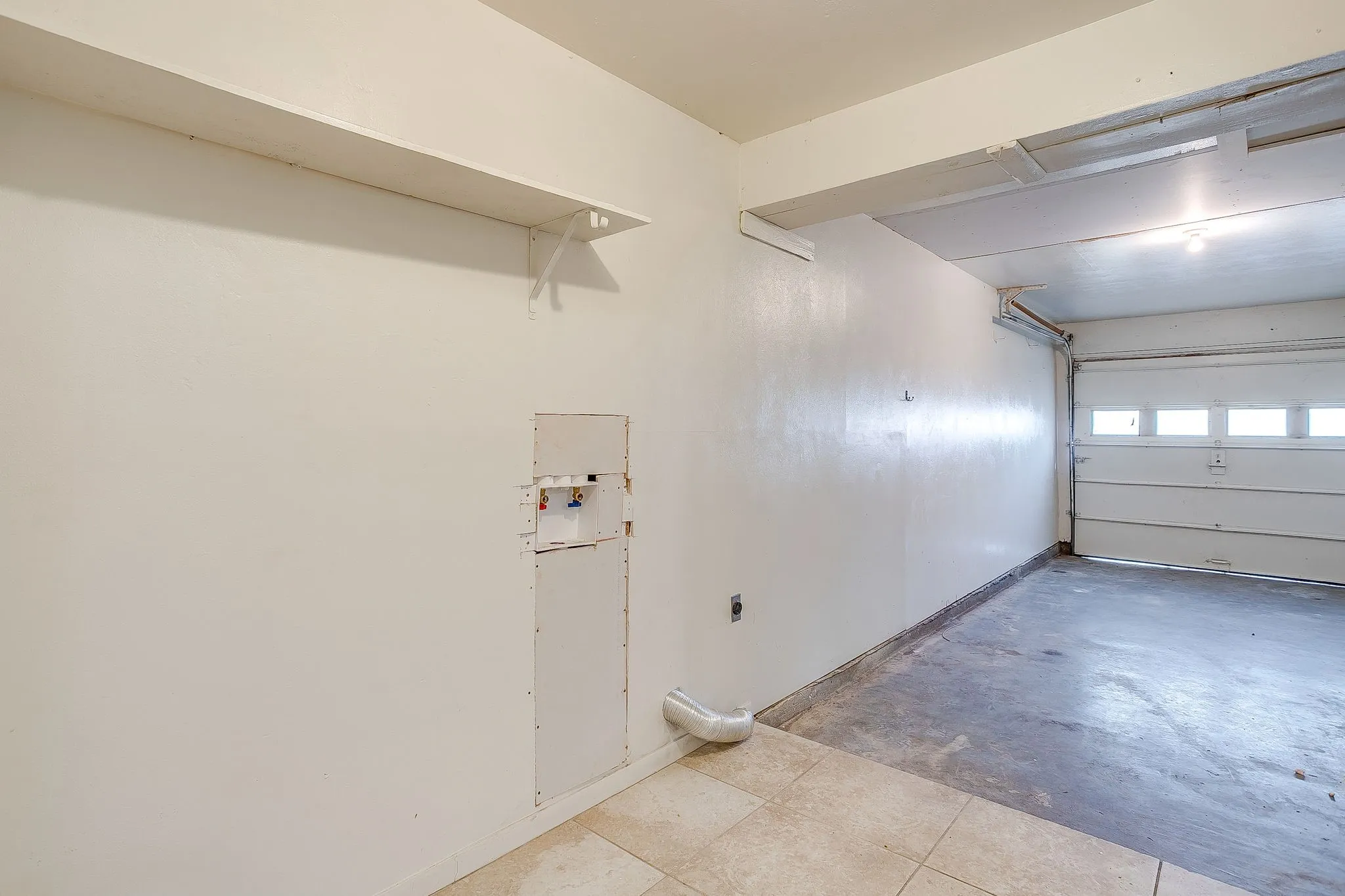 Single car garage