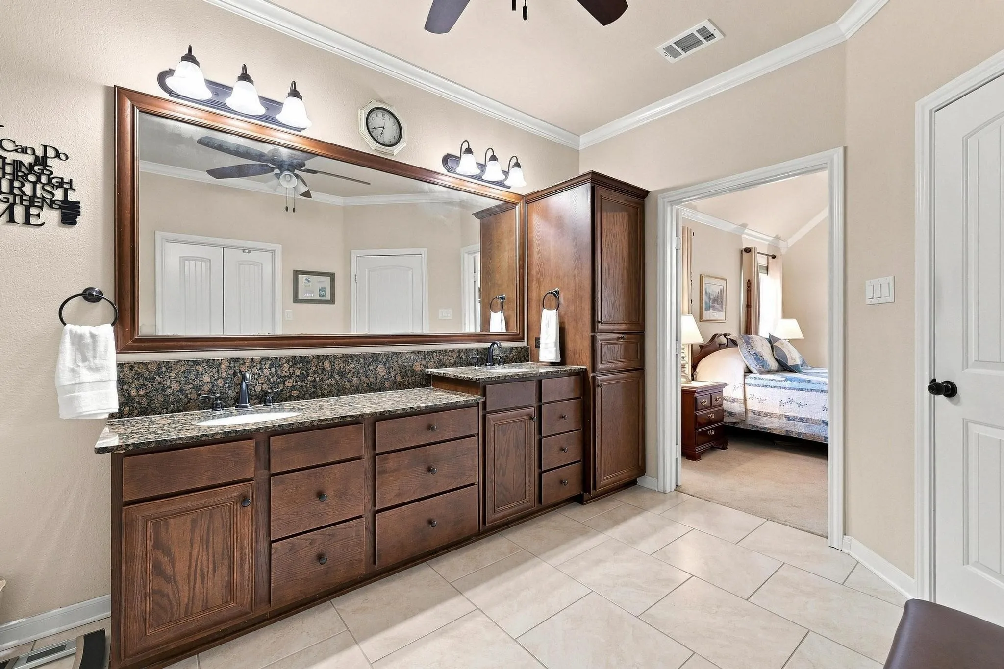 Single Family Residence For Sale in Hunt County , 10381 Fm 512, Wolfe City, Texas 75496, 3 Bedroom, 3 Bathroom, 2 Garage spaces, 2,121 Sqft, built in 2014, mls#21373159, Real Estate Agent in Wolfe City, Homes For Sale in Hunt county, Homes For Sale in Wolfe City, Realtor in Wolfe City Texas, Real Estate Brokerage Independent Realty Texas, Luminita Cordes Realtor