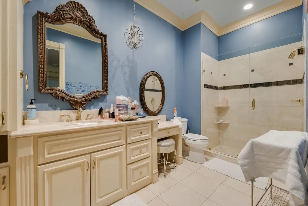 Single Family Residence For Sale in Dallas County , 16525 Preston Trail Drive, Dallas, Texas 75248, 6 Bedroom, 6 Bathroom, 4 Garage spaces, 9,570 Sqft, built in 1996, mls#21373172, Real Estate Agent in Dallas, Homes For Sale in Dallas county, Homes For Sale in Dallas, Realtor in Dallas Texas, Real Estate Brokerage Independent Realty Texas, Luminita Cordes Realtor