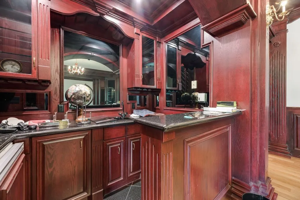 Single Family Residence For Sale in Dallas County , 16525 Preston Trail Drive, Dallas, Texas 75248, 6 Bedroom, 6 Bathroom, 4 Garage spaces, 9,570 Sqft, built in 1996, mls#21373172, Real Estate Agent in Dallas, Homes For Sale in Dallas county, Homes For Sale in Dallas, Realtor in Dallas Texas, Real Estate Brokerage Independent Realty Texas, Luminita Cordes Realtor