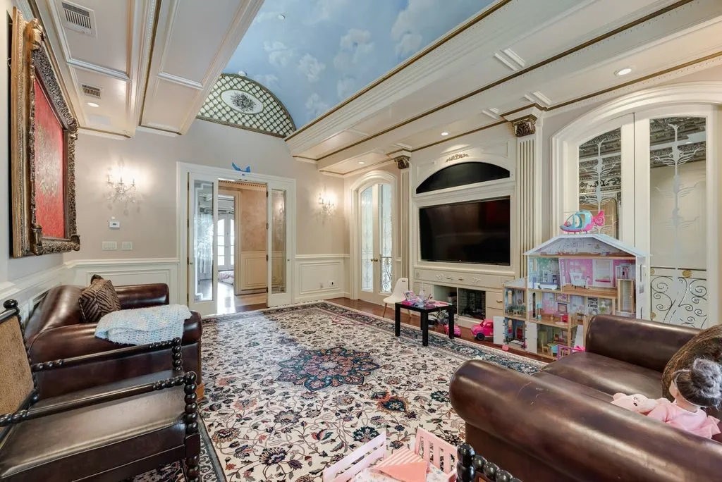 Single Family Residence For Sale in Dallas County , 16525 Preston Trail Drive, Dallas, Texas 75248, 6 Bedroom, 6 Bathroom, 4 Garage spaces, 9,570 Sqft, built in 1996, mls#21373172, Real Estate Agent in Dallas, Homes For Sale in Dallas county, Homes For Sale in Dallas, Realtor in Dallas Texas, Real Estate Brokerage Independent Realty Texas, Luminita Cordes Realtor