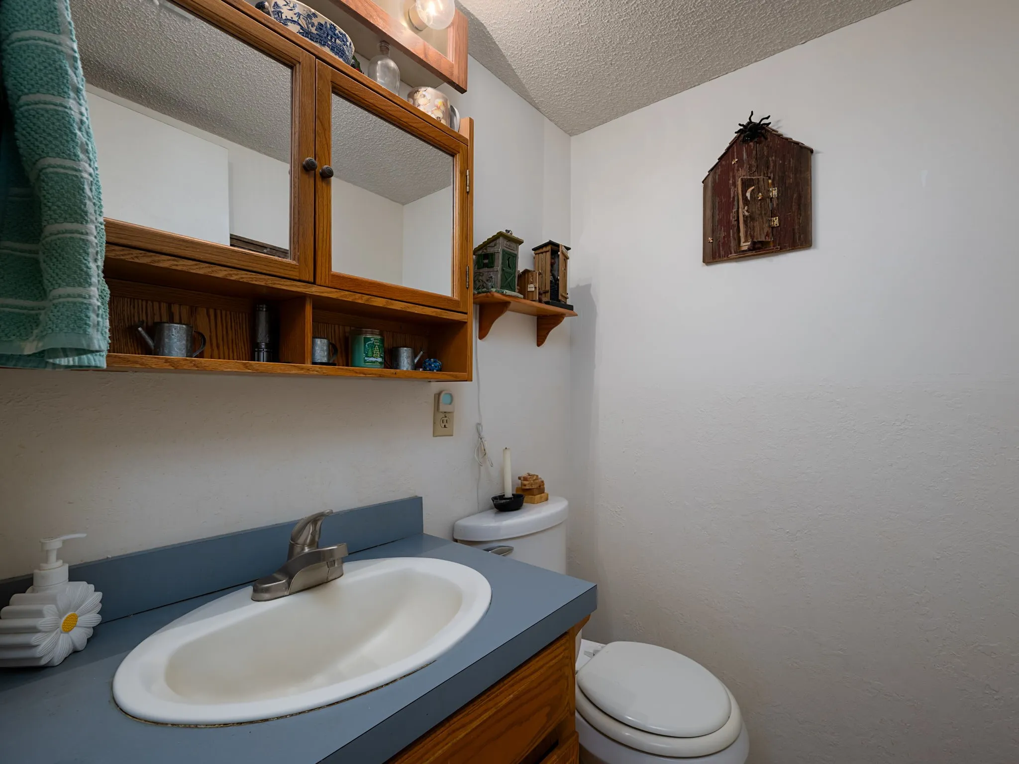 Single Family Residence For Sale in Henderson County , 4475 County Road 3800, Athens, Texas 75752, 4 Bedroom, 3 Bathroom, 2 Garage spaces, 1,986 Sqft, built in 1988, mls#21372753, Real Estate Agent in Athens, Homes For Sale in Henderson county, Homes For Sale in Athens, Realtor in Athens Texas, Real Estate Brokerage Independent Realty Texas, Luminita Cordes Realtor
