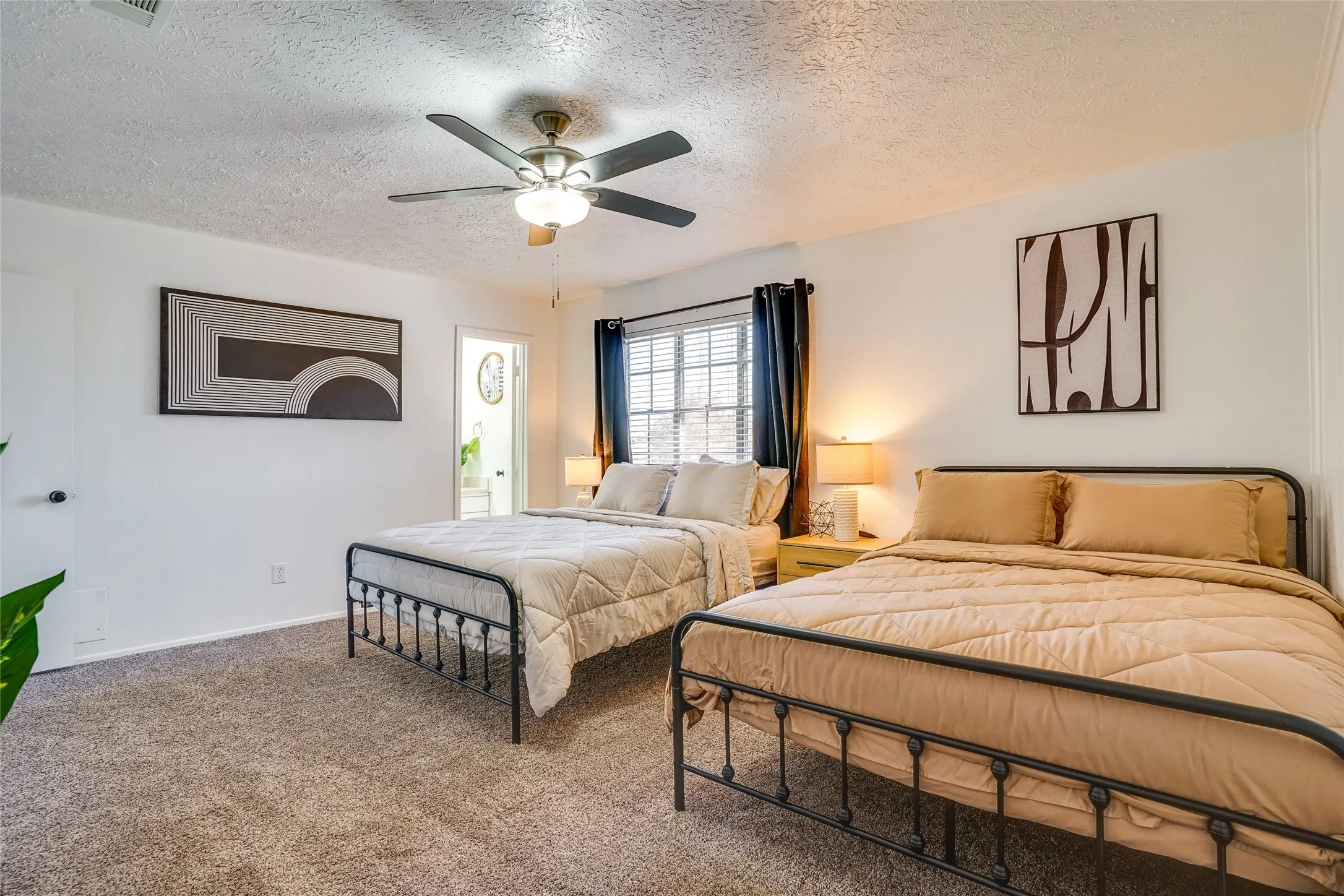 Townhouse For Rent in Dallas County , 42 W Creek Lane 3, Grand Prairie, Texas 75052, 3 Bedroom, 3 Bathroom, Garage spaces, 1,584 Sqft, built in 1971, mls#21373179, Real Estate Agent in Grand Prairie, Homes For Rent in Dallas county, Homes For Rent in Grand Prairie, Realtor in Grand Prairie Texas, Real Estate Brokerage Independent Realty Texas, Luminita Cordes Realtor