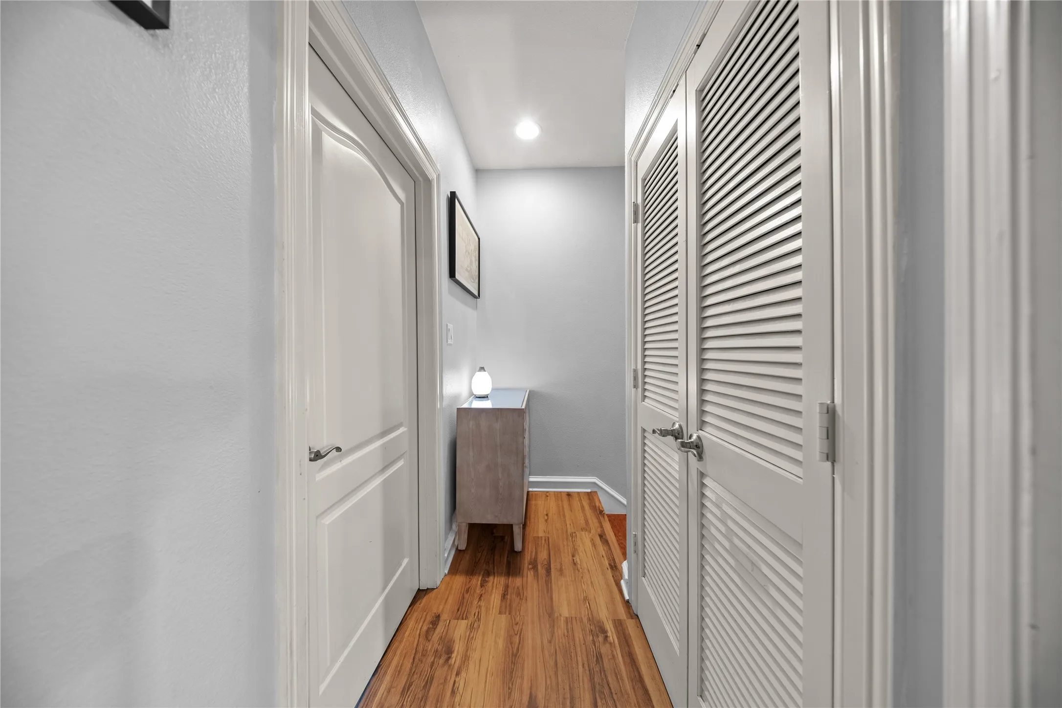 Condominium For Sale in Dallas County , 2022 N Fitzhugh Avenue B, Dallas, Texas 75204, 2 Bedroom, 3 Bathroom, 2 Garage spaces, 1,400 Sqft, built in 2006, mls#21373181, Real Estate Agent in Dallas, Homes For Sale in Dallas county, Homes For Sale in Dallas, Realtor in Dallas Texas, Real Estate Brokerage Independent Realty Texas, Luminita Cordes Realtor
