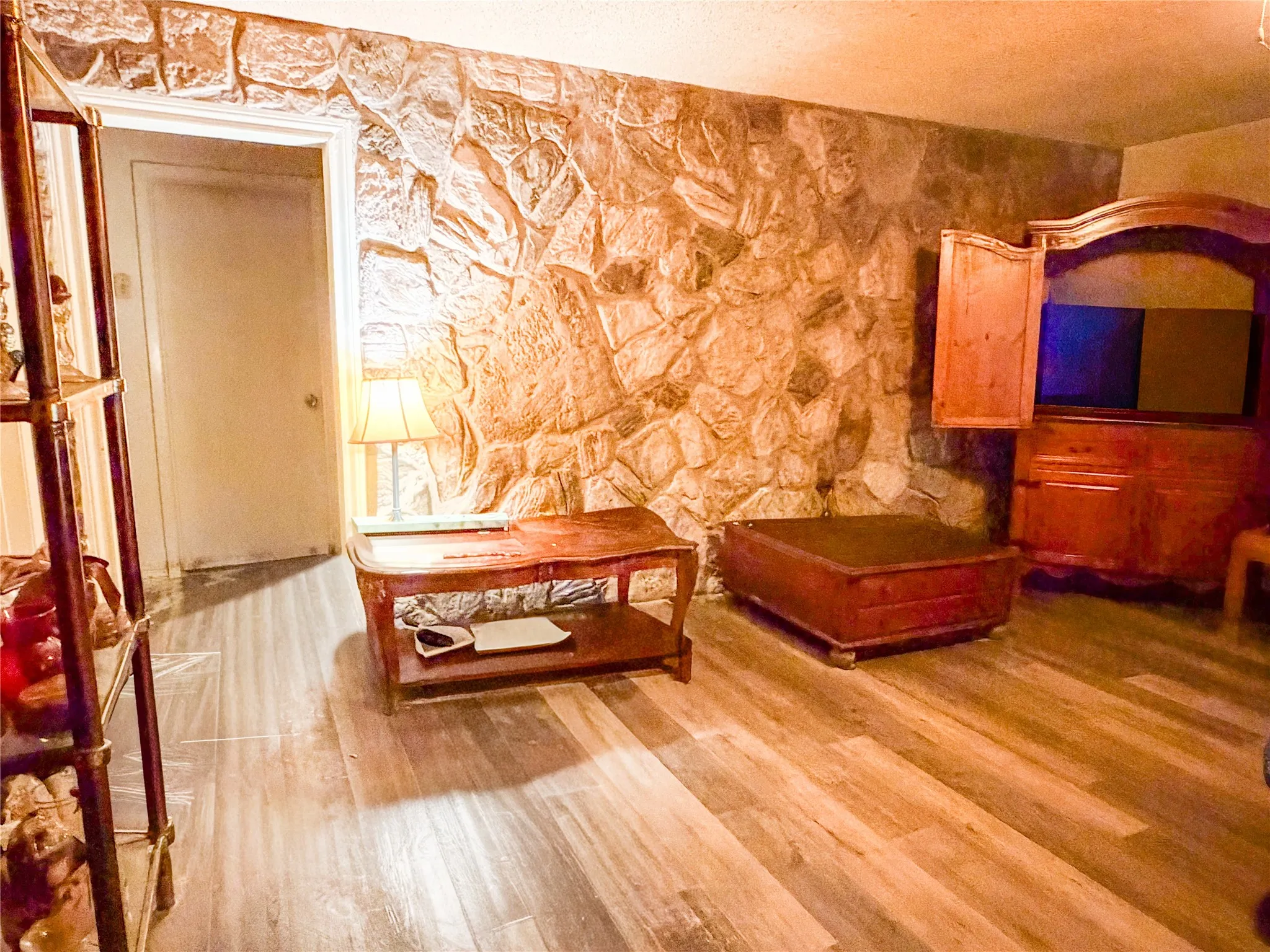Single Family Residence For Sale in Mc Lennan County , 2701 Park Avenue, Waco, Texas 76711, 3 Bedroom, 1 Bathroom, 2 Garage spaces, 1,056 Sqft, built in 1950, mls#21372380, Real Estate Agent in Waco, Homes For Sale in Mc Lennan county, Homes For Sale in Waco, Realtor in Waco Texas, Real Estate Brokerage Independent Realty Texas, Luminita Cordes Realtor