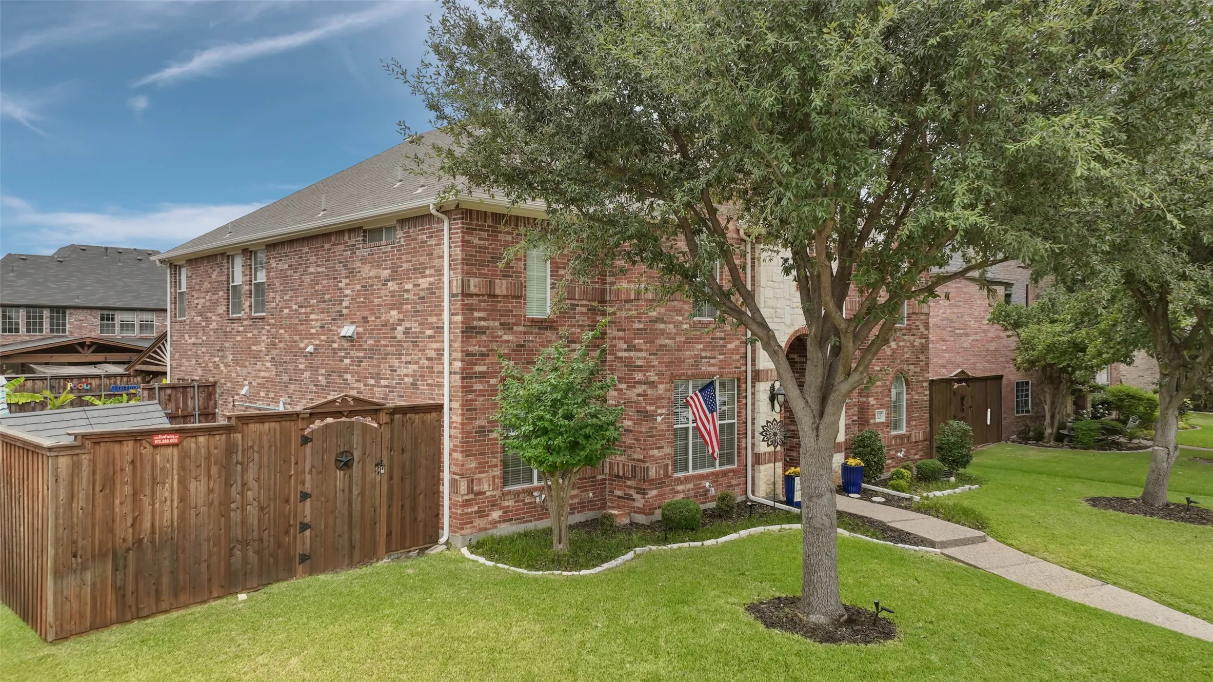 Single Family Residence For Sale in Denton County , 13237 Mondovi Drive, Frisco, Texas 75033, 6 Bedroom, 4 Bathroom, 2 Garage spaces, 3,989 Sqft, built in 2005, mls#21369819, Real Estate Agent in Frisco, Homes For Sale in Denton county, Homes For Sale in Frisco, Realtor in Frisco Texas, Real Estate Brokerage Independent Realty Texas, Luminita Cordes Realtor
