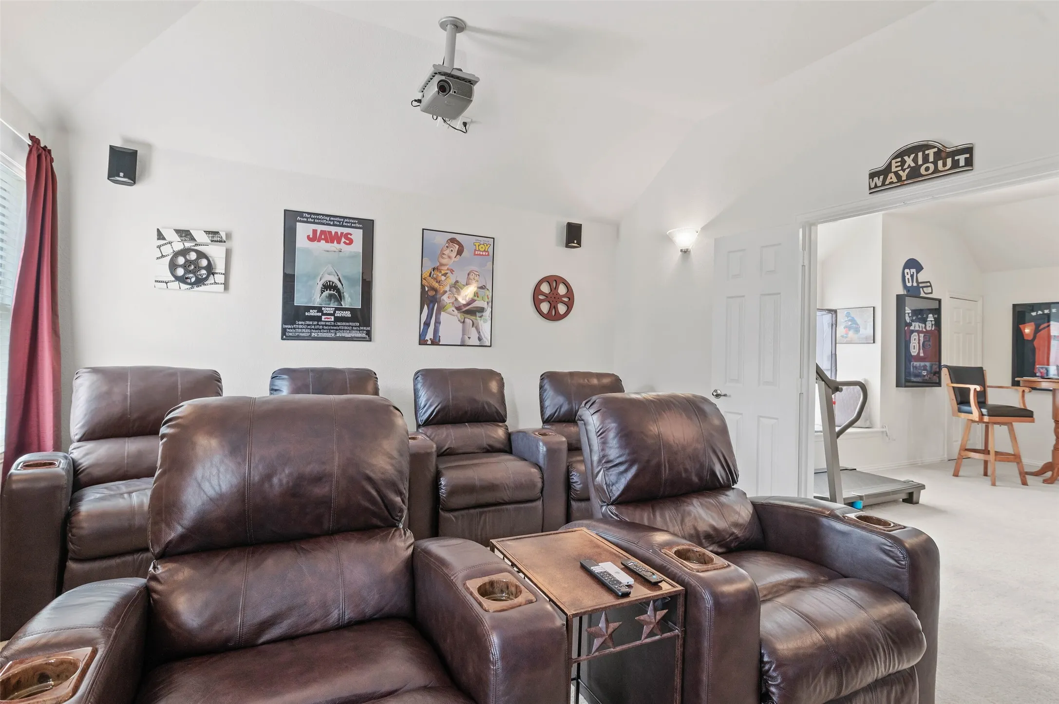 Single Family Residence For Sale in Denton County , 13237 Mondovi Drive, Frisco, Texas 75033, 6 Bedroom, 4 Bathroom, 2 Garage spaces, 3,989 Sqft, built in 2005, mls#21369819, Real Estate Agent in Frisco, Homes For Sale in Denton county, Homes For Sale in Frisco, Realtor in Frisco Texas, Real Estate Brokerage Independent Realty Texas, Luminita Cordes Realtor
