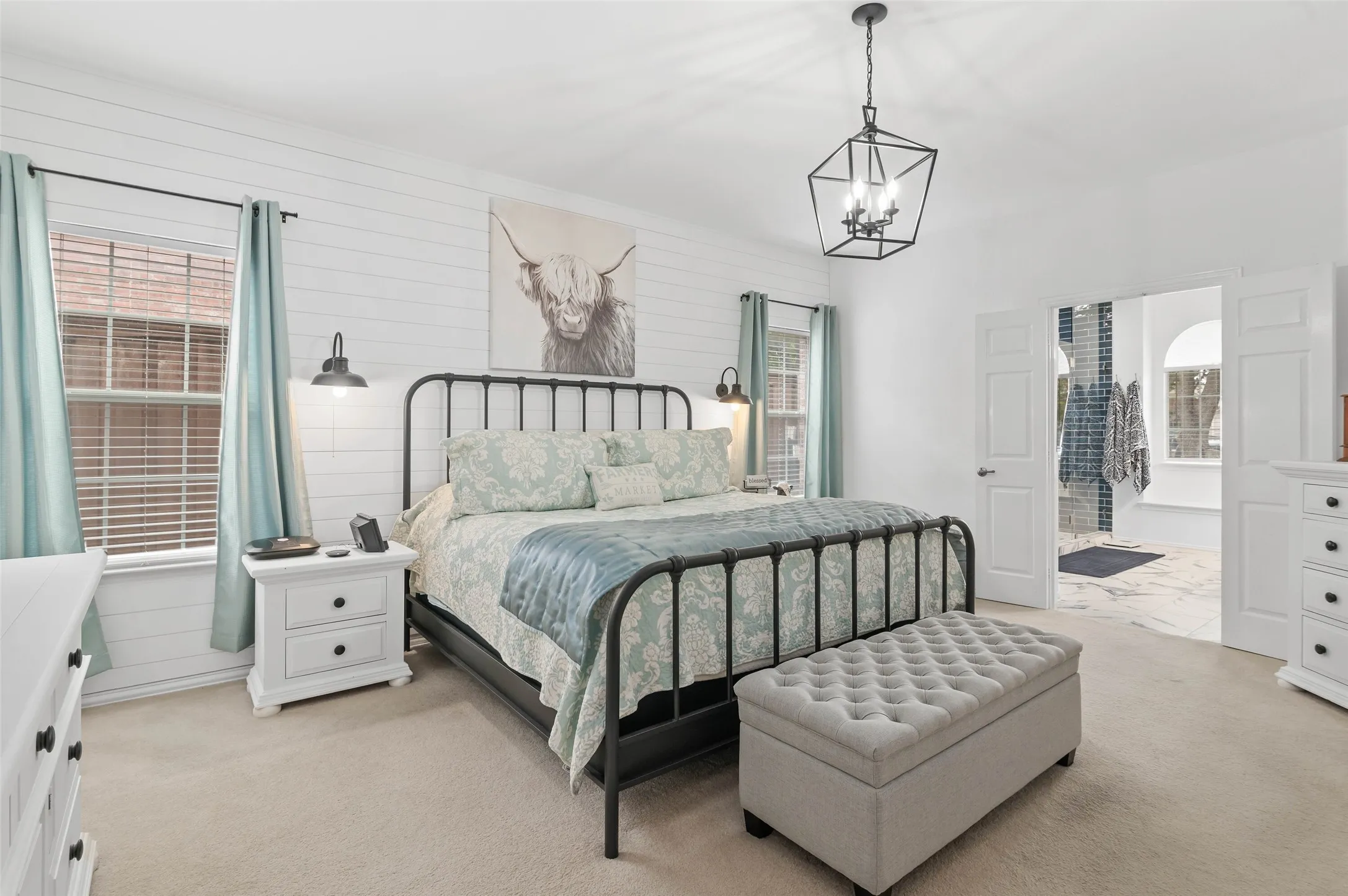 Single Family Residence For Sale in Denton County , 13237 Mondovi Drive, Frisco, Texas 75033, 6 Bedroom, 4 Bathroom, 2 Garage spaces, 3,989 Sqft, built in 2005, mls#21369819, Real Estate Agent in Frisco, Homes For Sale in Denton county, Homes For Sale in Frisco, Realtor in Frisco Texas, Real Estate Brokerage Independent Realty Texas, Luminita Cordes Realtor