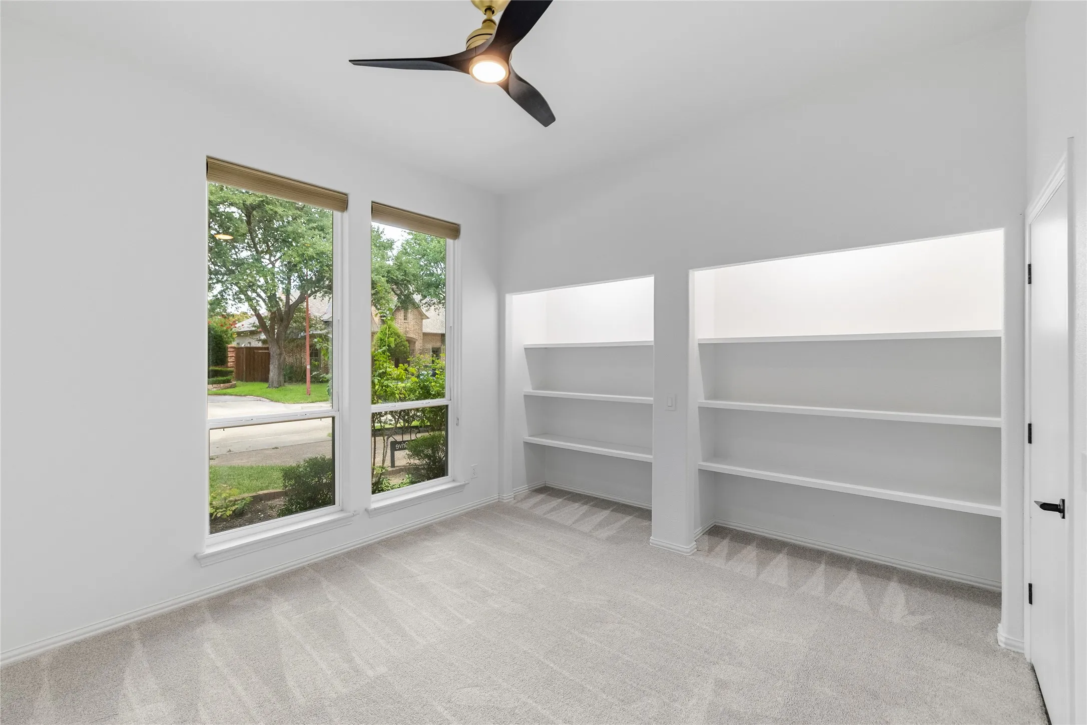 Single Family Residence For Sale in Collin County , 5112 Spyglass Drive, Dallas, Texas 75287, 6 Bedroom, 5 Bathroom, 3 Garage spaces, 4,119 Sqft, built in 1991, mls#21373134, Real Estate Agent in Dallas, Homes For Sale in Collin county, Homes For Sale in Dallas, Realtor in Dallas Texas, Real Estate Brokerage Independent Realty Texas, Luminita Cordes Realtor