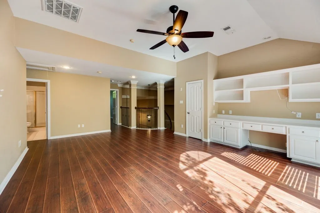 Single Family Residence For Sale in Tarrant County , 517 Northwood Trail, Southlake, Texas 76092, 4 Bedroom, 4 Bathroom, 3 Garage spaces, 3,698 Sqft, built in 1999, mls#21356733, Real Estate Agent in Southlake, Homes For Sale in Tarrant county, Homes For Sale in Southlake, Realtor in Southlake Texas, Real Estate Brokerage Independent Realty Texas, Luminita Cordes Realtor