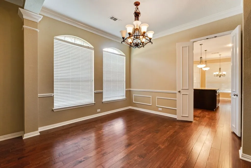 Single Family Residence For Sale in Tarrant County , 517 Northwood Trail, Southlake, Texas 76092, 4 Bedroom, 4 Bathroom, 3 Garage spaces, 3,698 Sqft, built in 1999, mls#21356733, Real Estate Agent in Southlake, Homes For Sale in Tarrant county, Homes For Sale in Southlake, Realtor in Southlake Texas, Real Estate Brokerage Independent Realty Texas, Luminita Cordes Realtor