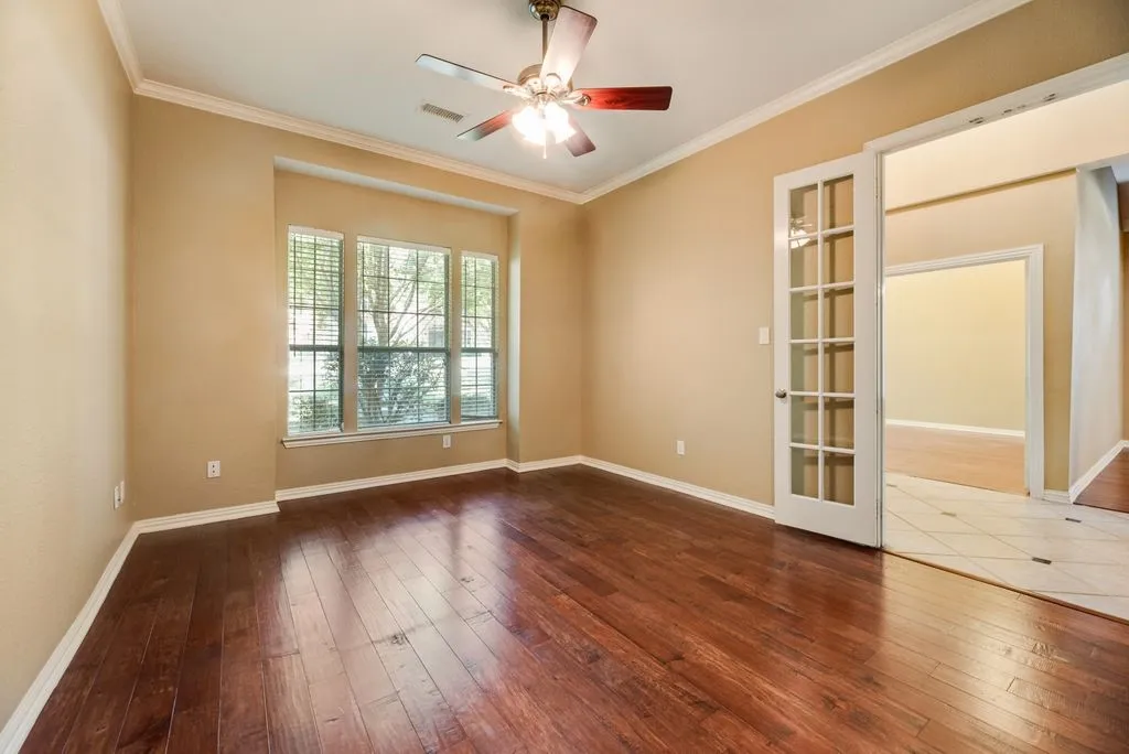 Single Family Residence For Sale in Tarrant County , 517 Northwood Trail, Southlake, Texas 76092, 4 Bedroom, 4 Bathroom, 3 Garage spaces, 3,698 Sqft, built in 1999, mls#21356733, Real Estate Agent in Southlake, Homes For Sale in Tarrant county, Homes For Sale in Southlake, Realtor in Southlake Texas, Real Estate Brokerage Independent Realty Texas, Luminita Cordes Realtor