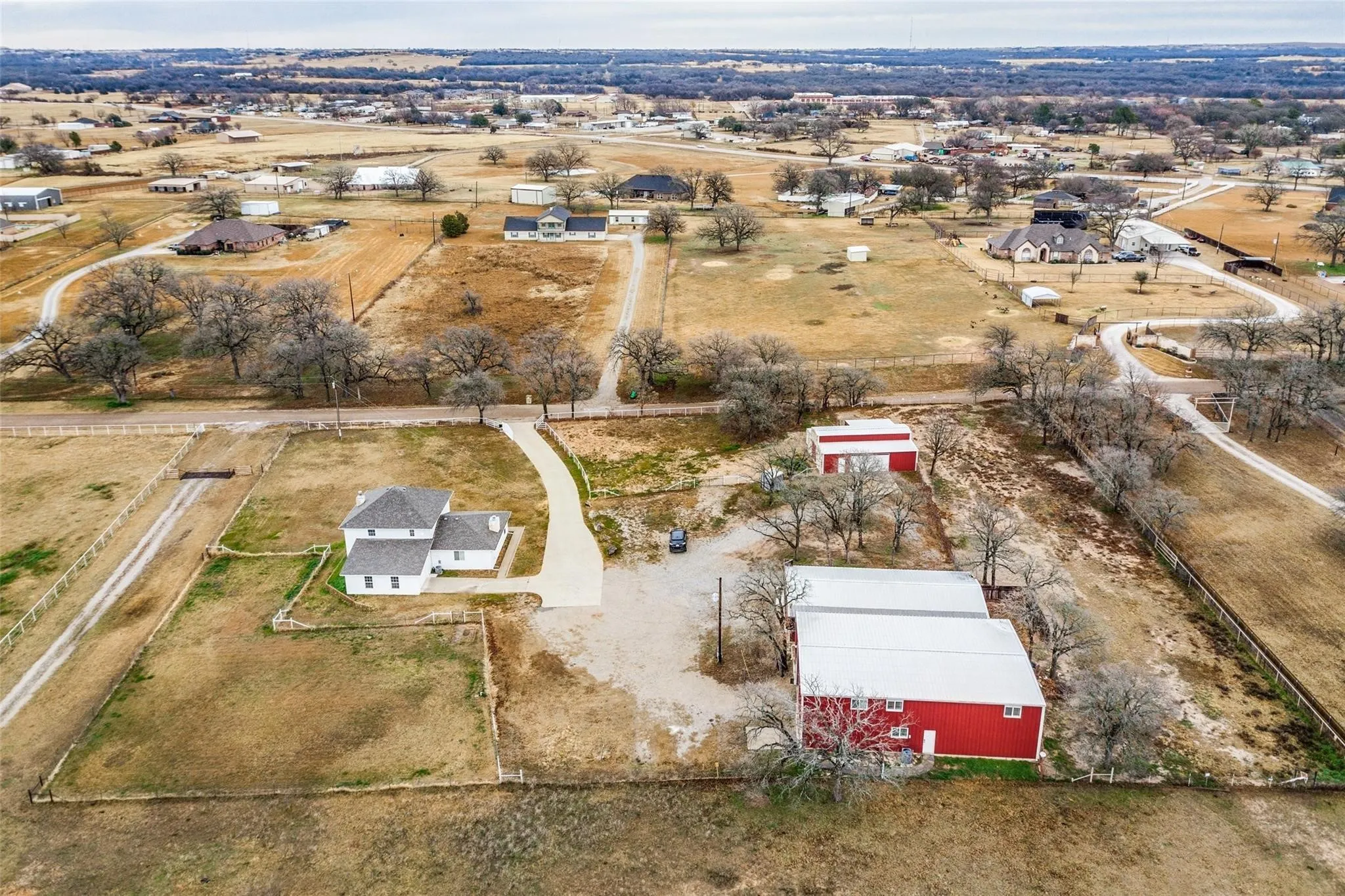 Single Family Residence For Rent in Wise County , 470 County Road 3198, Decatur, Texas 76234, 4 Bedroom, 5 Bathroom, 2 Garage spaces, 2,627 Sqft, built in 2000, mls#21373207, Real Estate Agent in Decatur, Homes For Rent in Wise county, Homes For Rent in Decatur, Realtor in Decatur Texas, Real Estate Brokerage Independent Realty Texas, Luminita Cordes Realtor