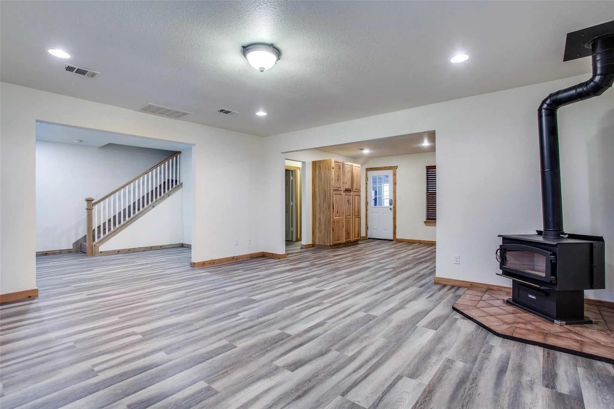 Single Family Residence For Rent in Wise County , 470 County Road 3198, Decatur, Texas 76234, 4 Bedroom, 5 Bathroom, 2 Garage spaces, 2,627 Sqft, built in 2000, mls#21373207, Real Estate Agent in Decatur, Homes For Rent in Wise county, Homes For Rent in Decatur, Realtor in Decatur Texas, Real Estate Brokerage Independent Realty Texas, Luminita Cordes Realtor